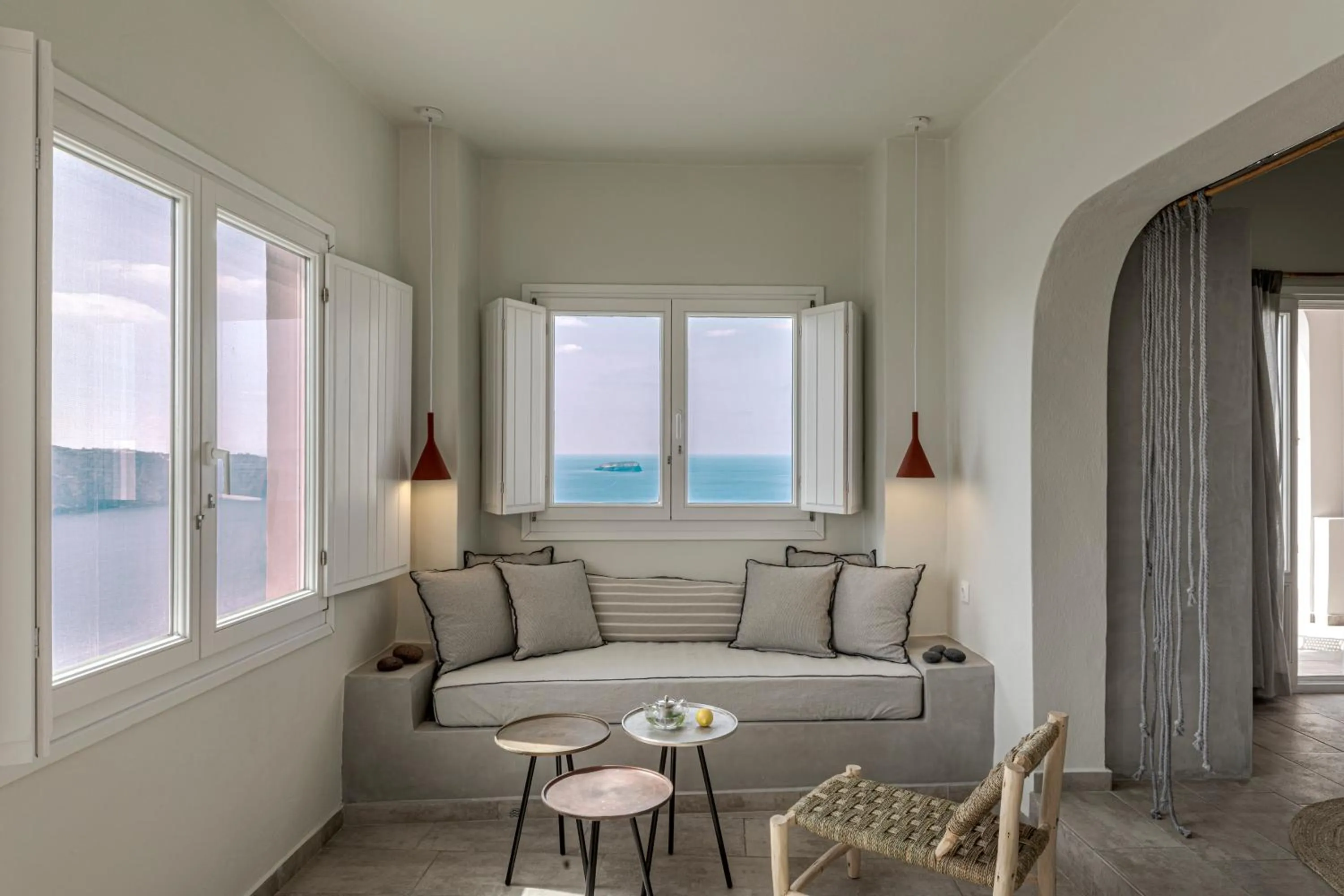 Seating area in Grand View - Megalochori Santorini