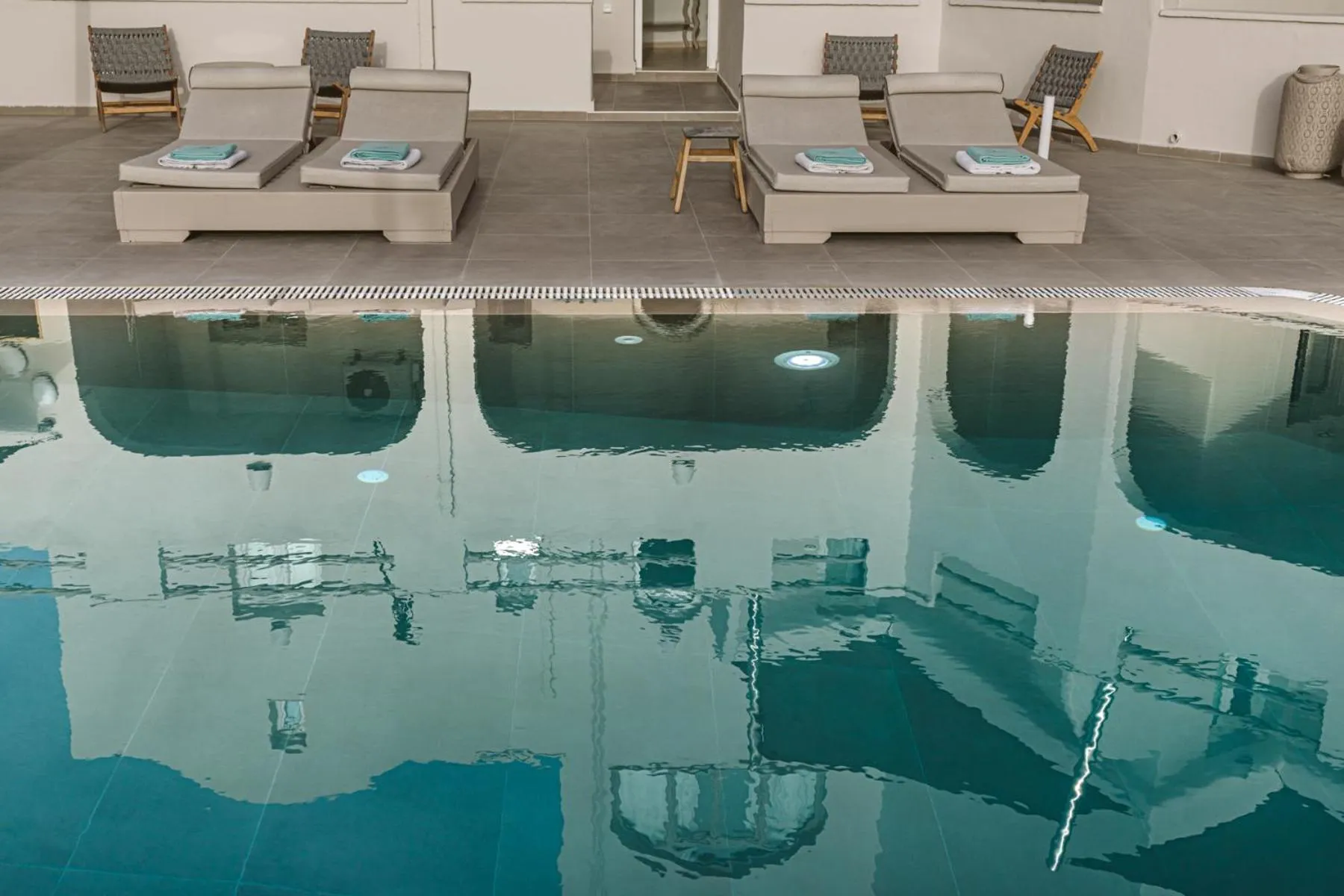 Swimming pool in Grand View - Megalochori Santorini