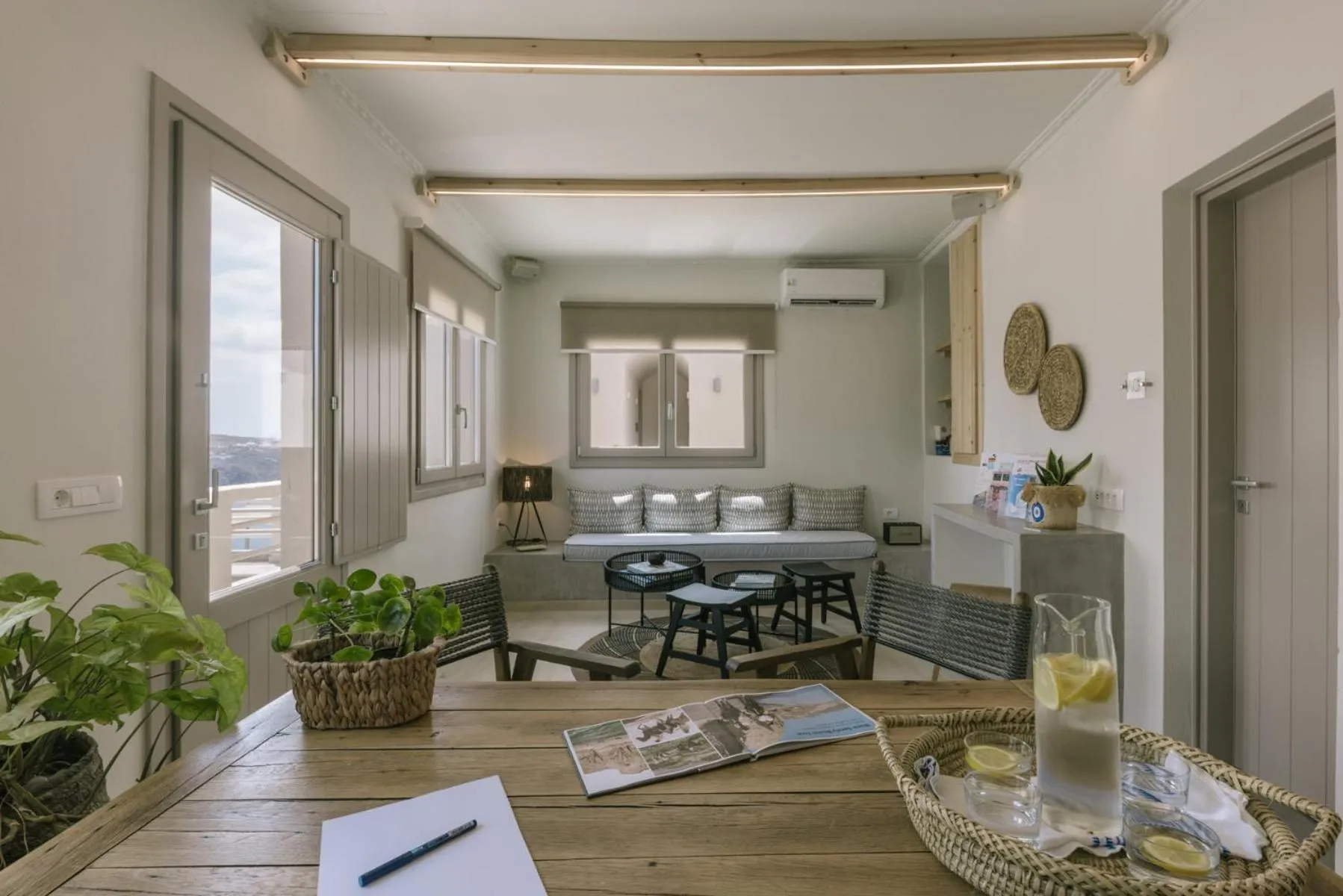 Lobby or reception in Grand View - Megalochori Santorini