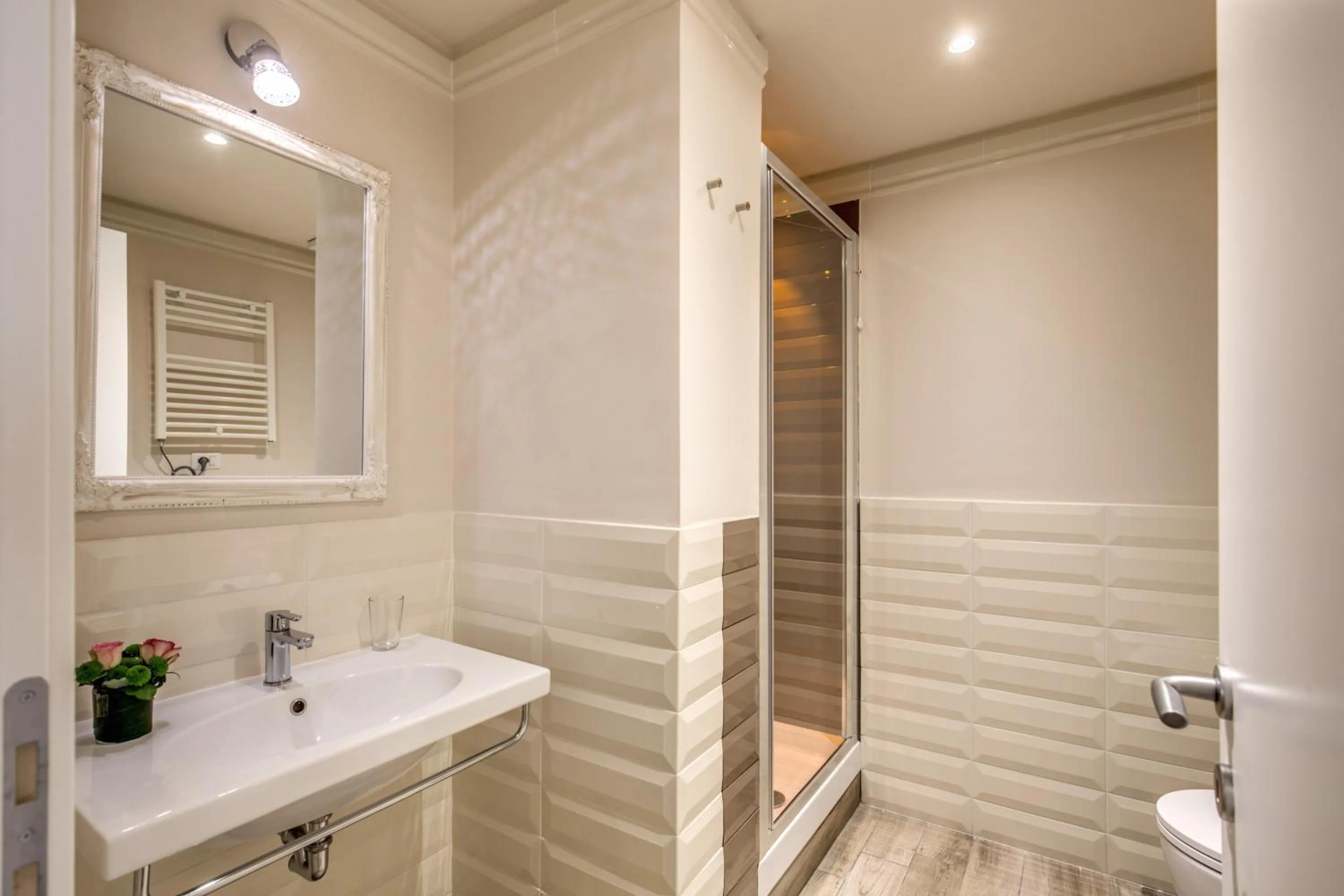 Property building in Casa Mia Vaticano Guest House