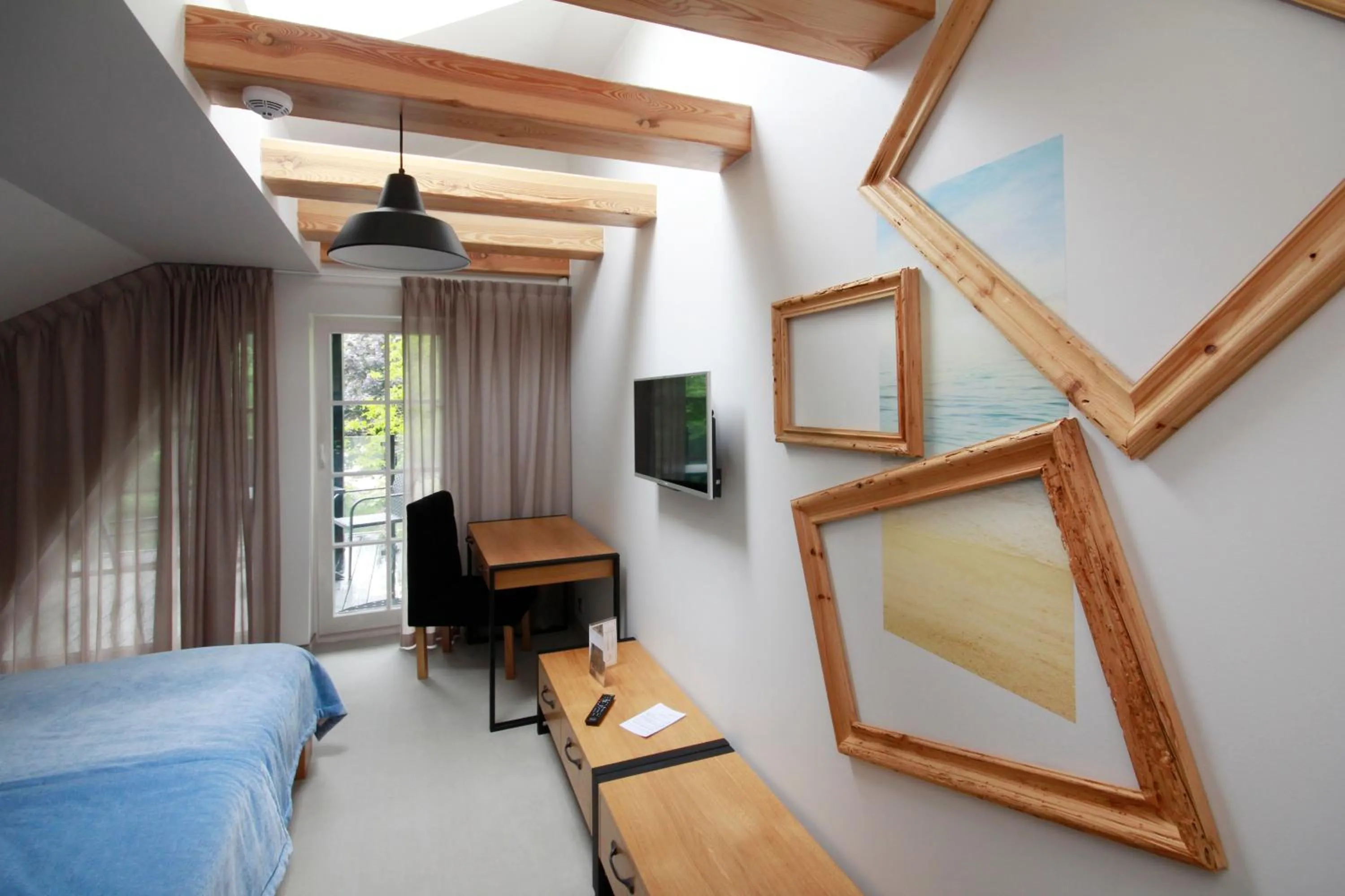 TV and multimedia in Estancja Mezowo