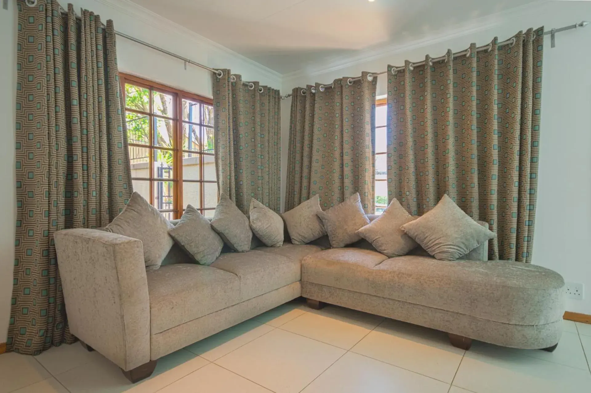 Studio - single occupancy in President Lodge Studio - single occupancy in President Lodge