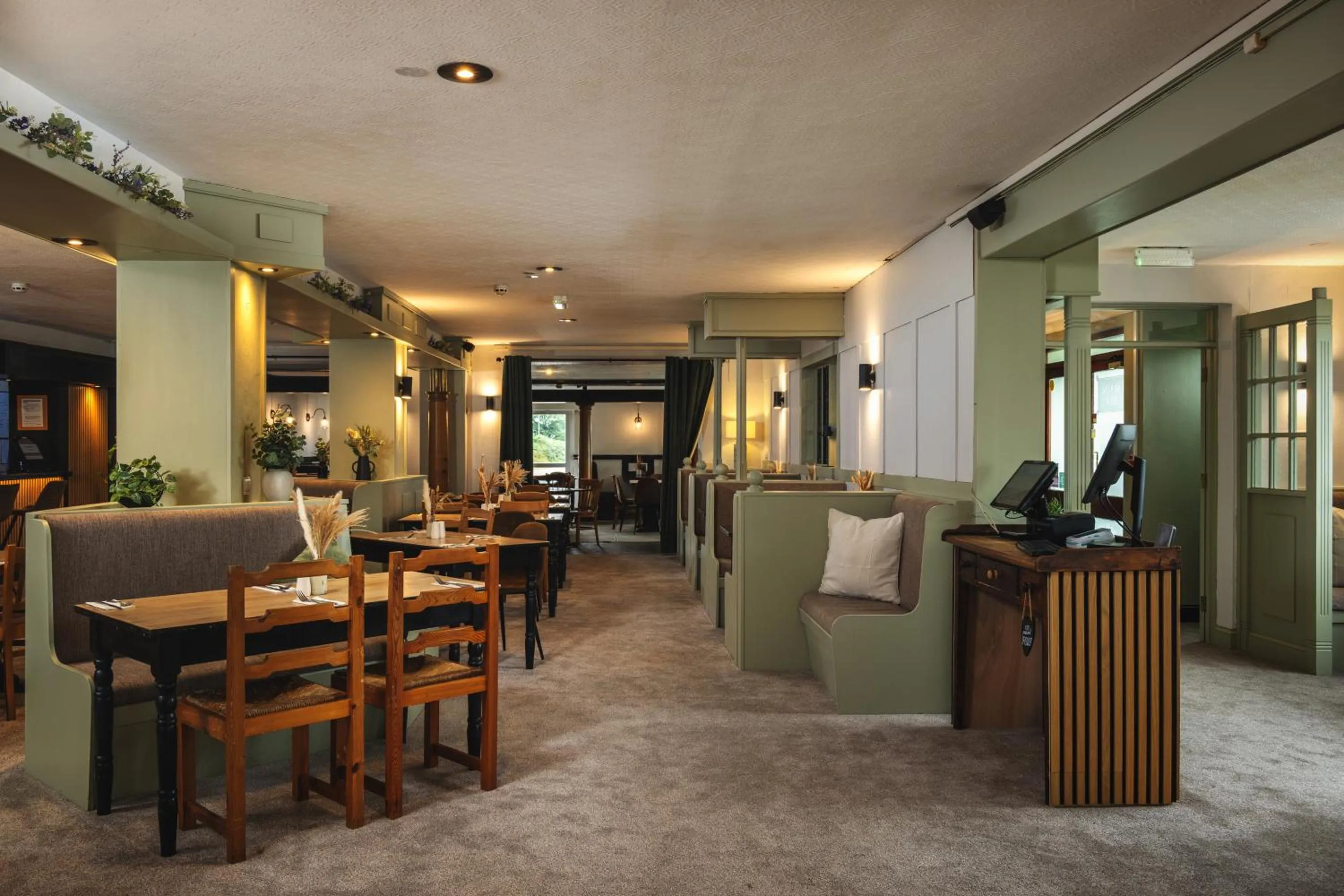 Dining area in Inn For All Seasons