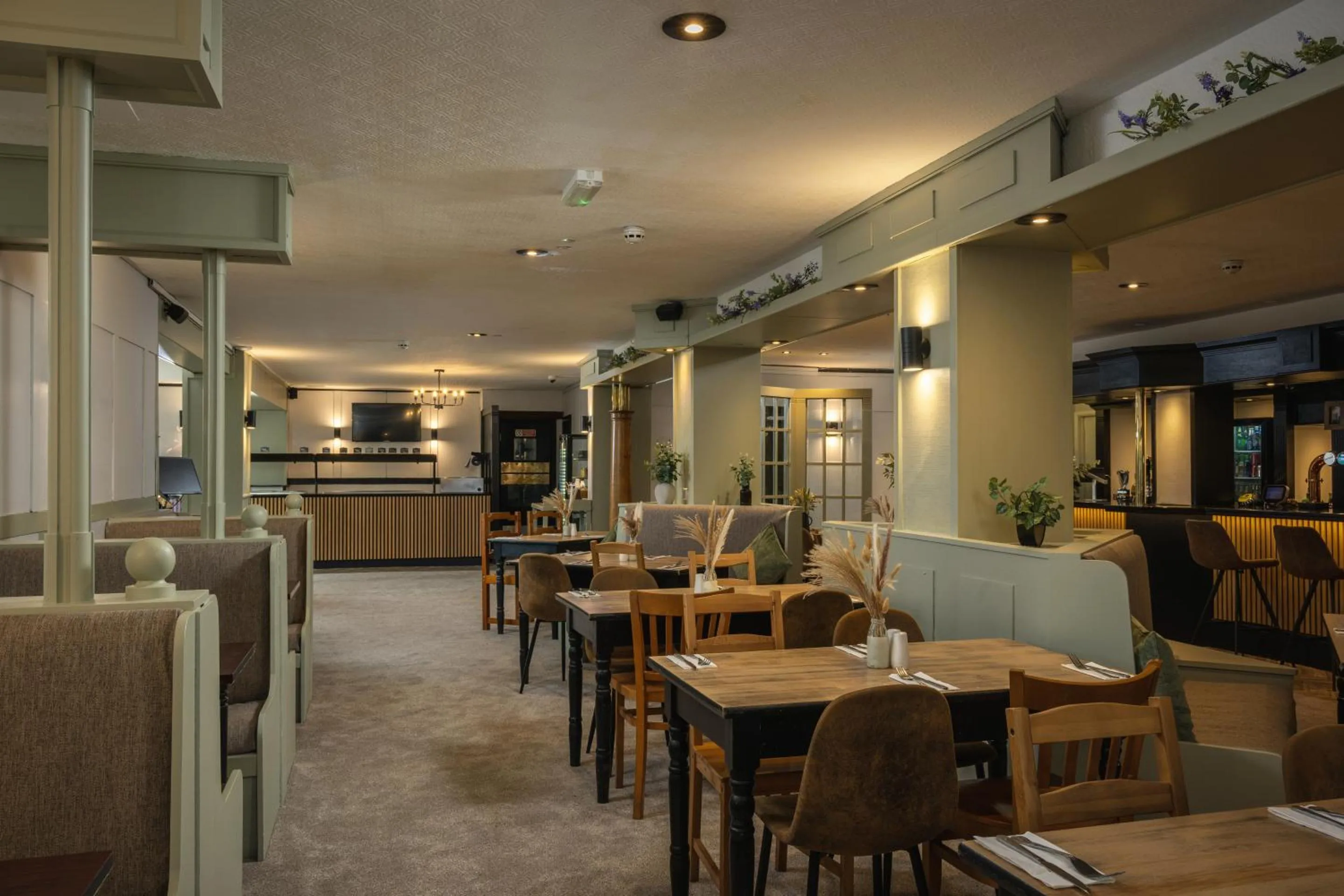 Dining area in Inn For All Seasons