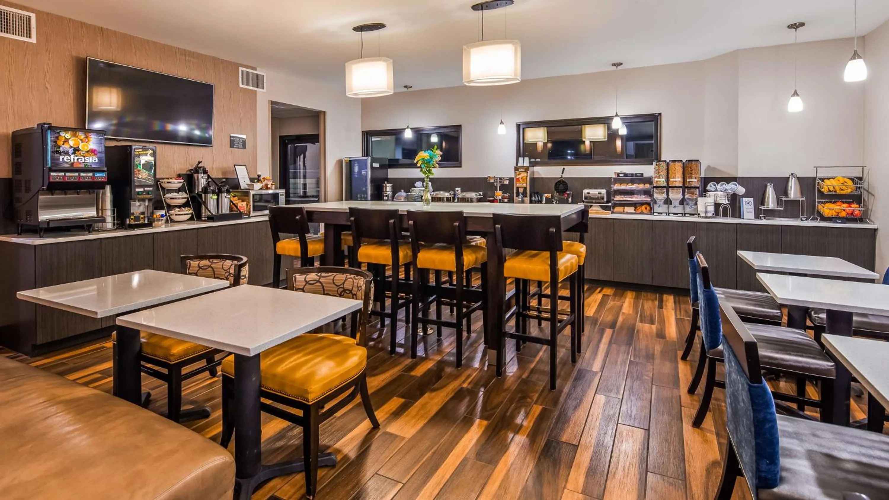 Restaurant/places to eat in Best Western Travelers Rest/Greenville