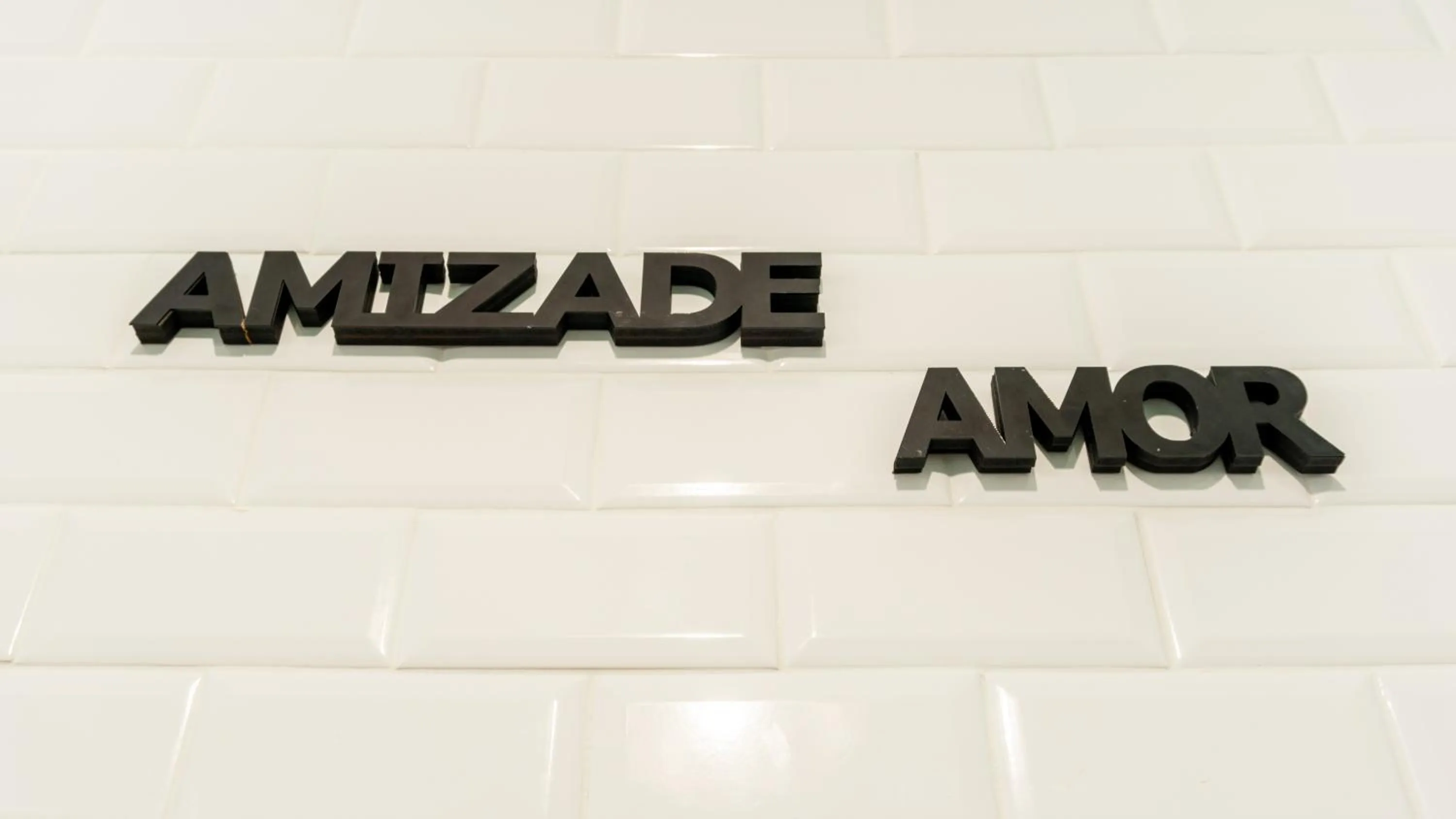 Property logo or sign in Duplex charmoso - Ótima localização