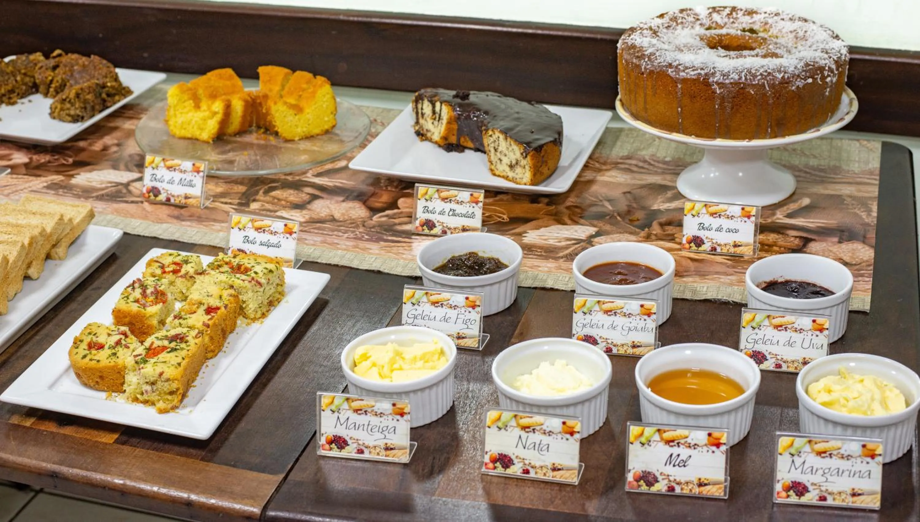 Breakfast in Bandeira Hotel