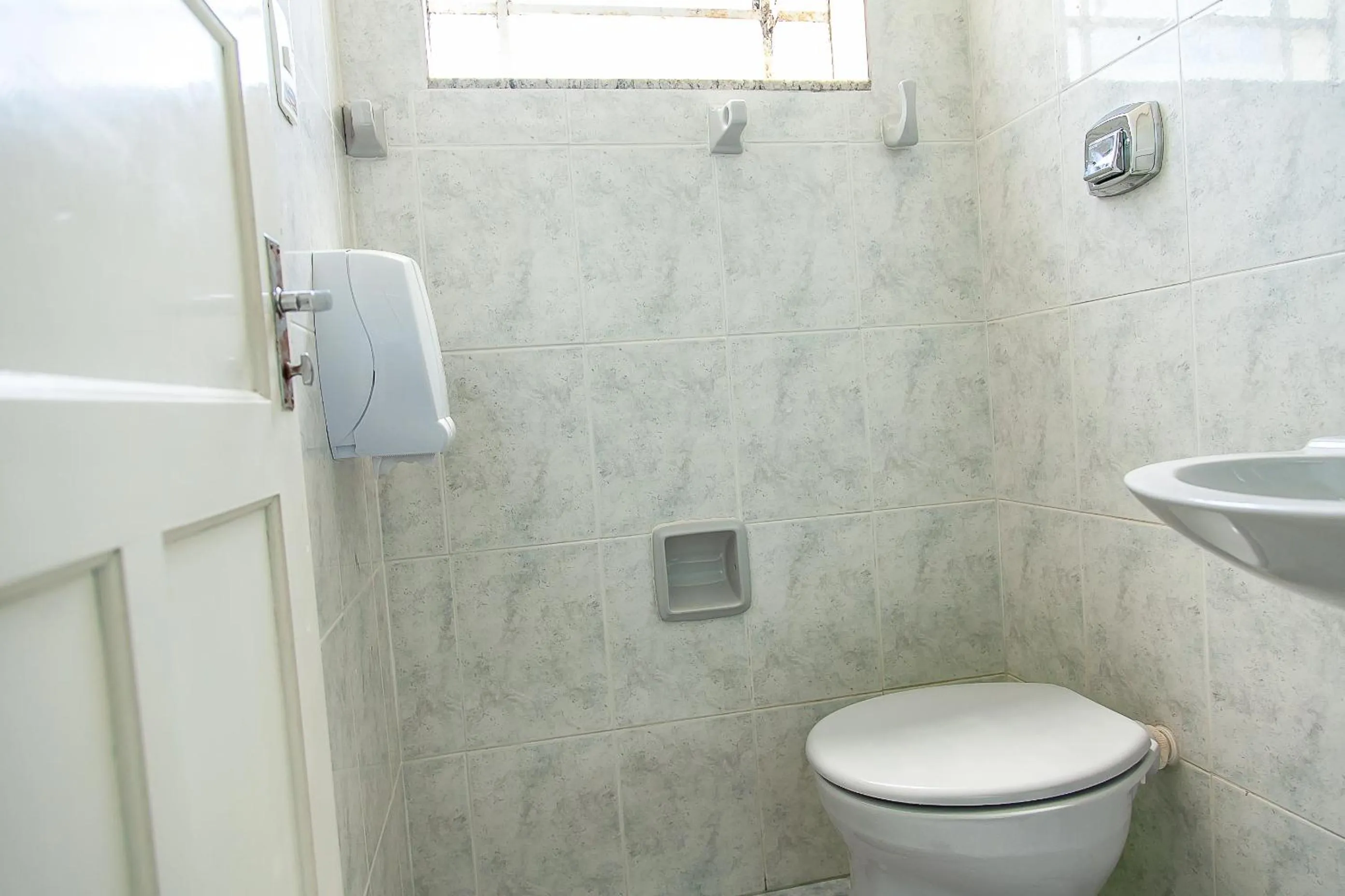 Bathroom in Bandeira Hotel