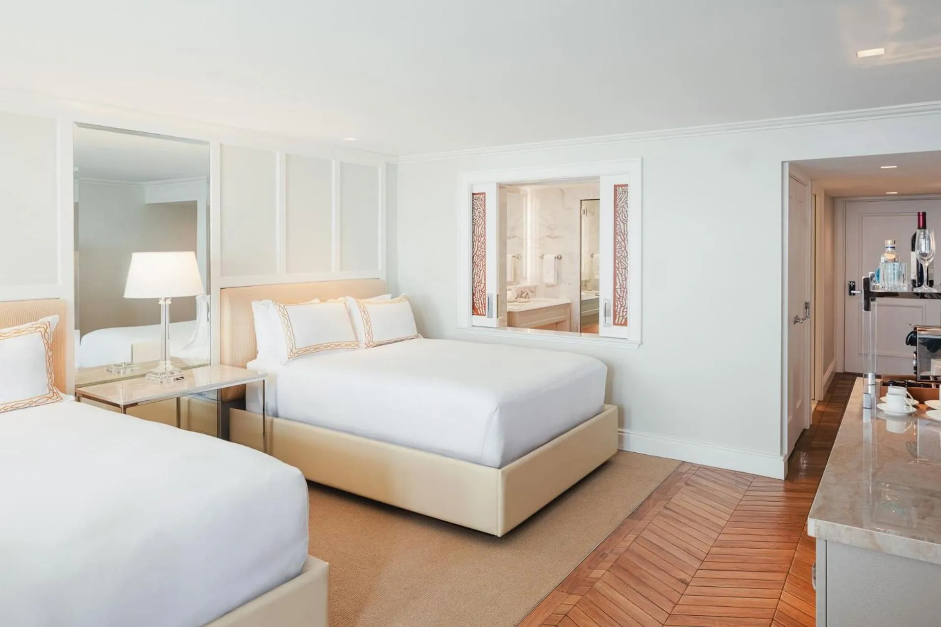 Bed in Surf & Sand Laguna Beach