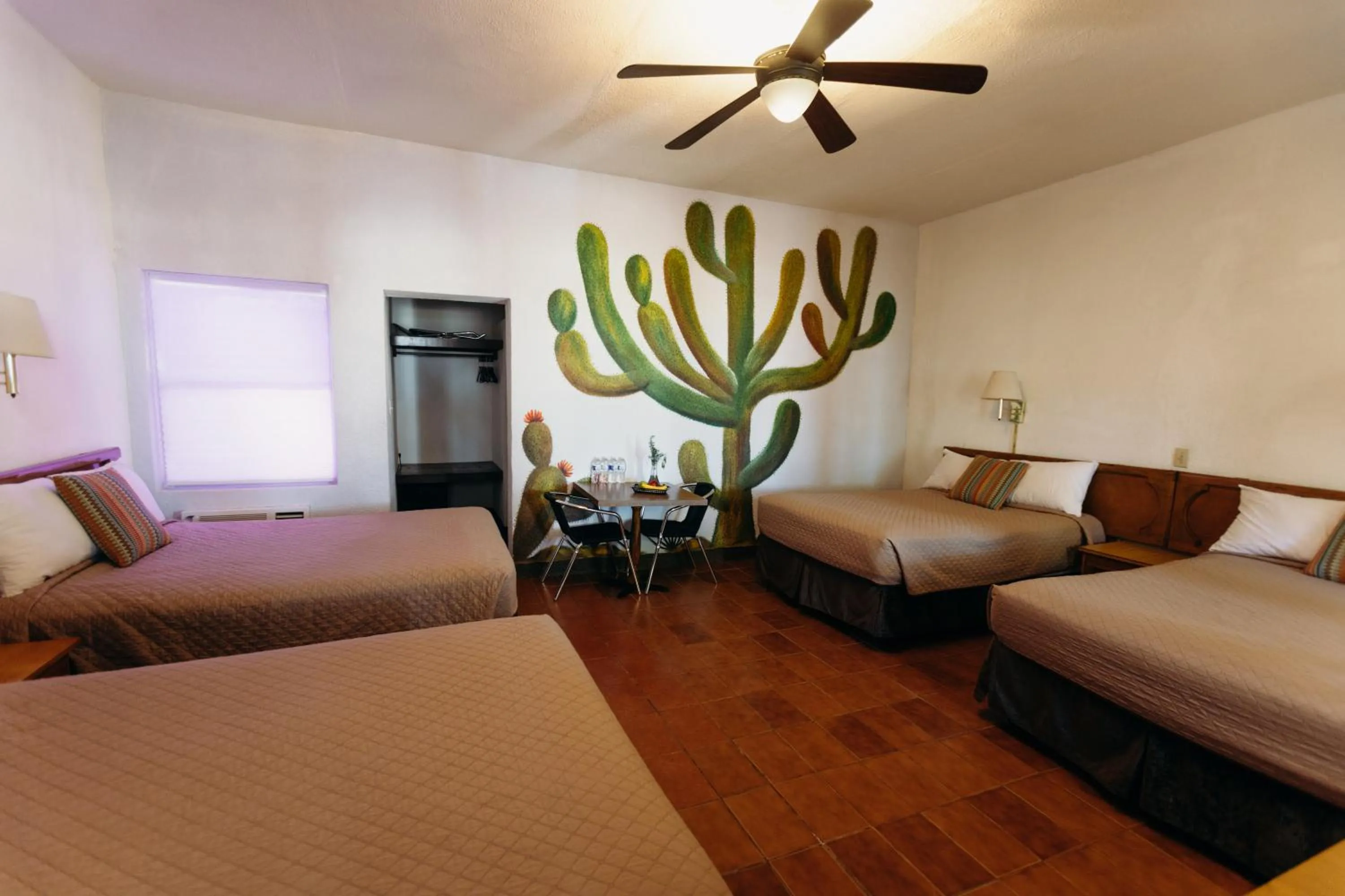 Photo of the whole room, Bed in Hotel Las Palmas