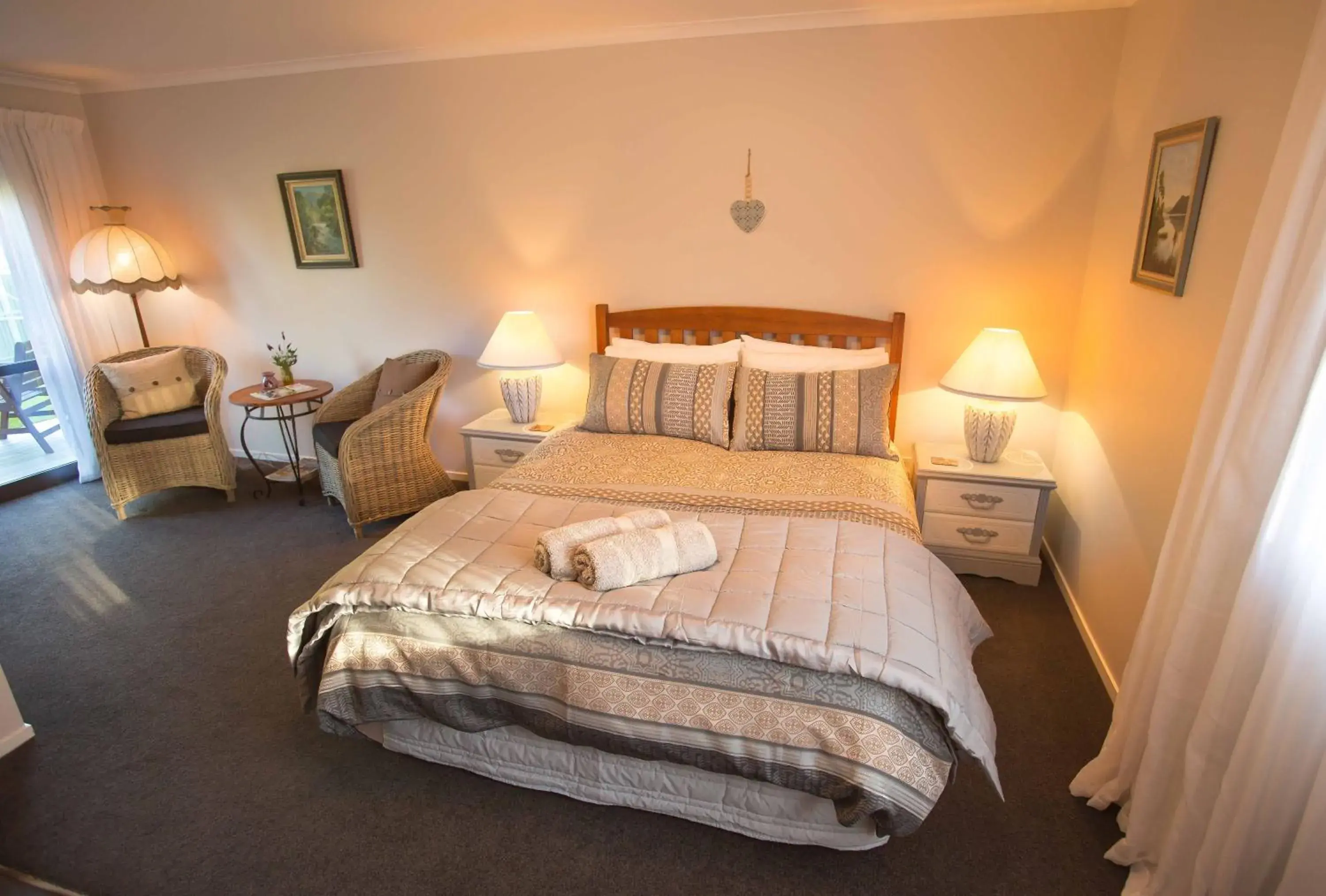 Studio with Garden View in Rolling Hills Country Stay B&B Studio with Garden View in Rolling Hills Country Stay B&B