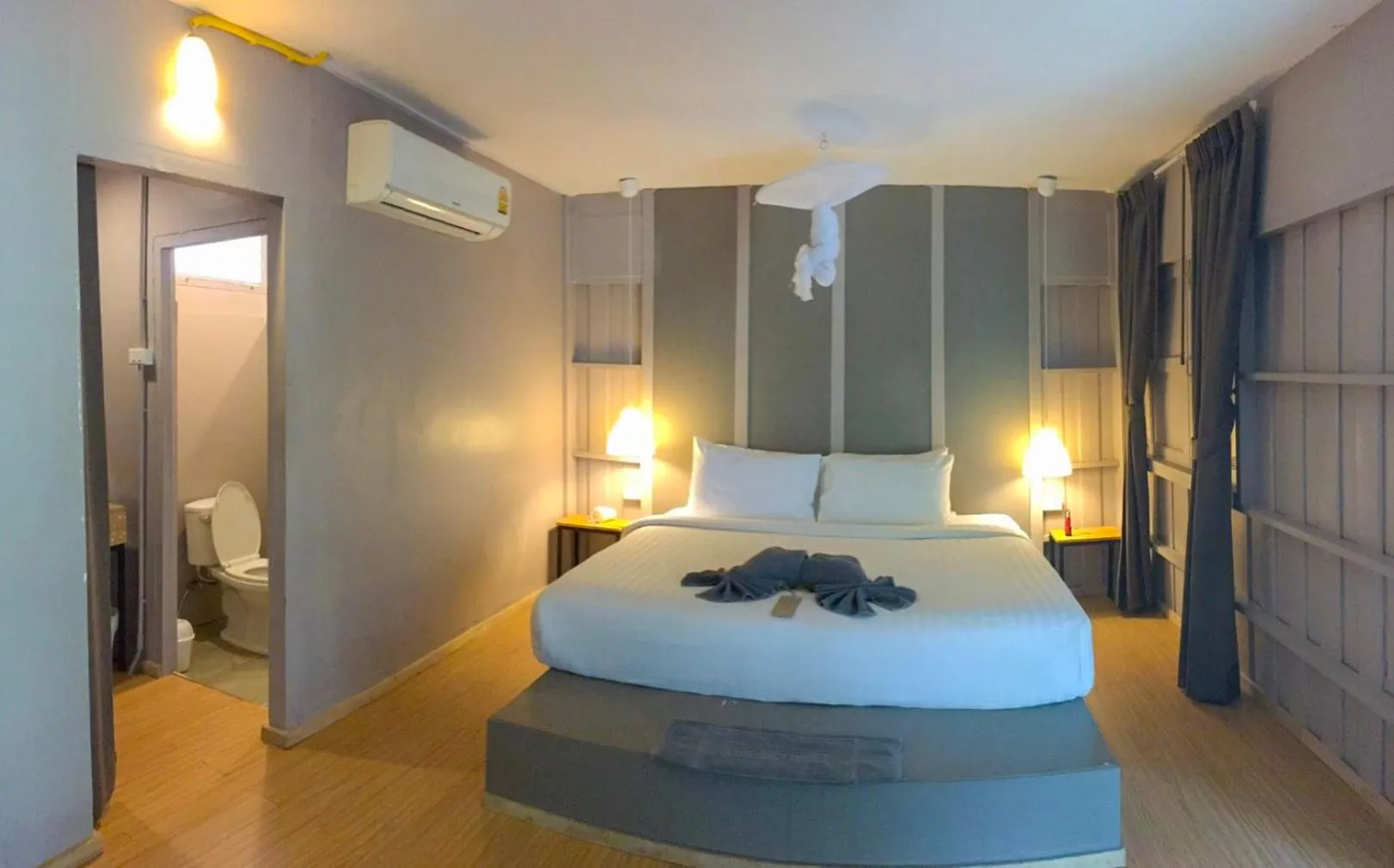 Bed in HIP Seaview Resort @ Phi Phi