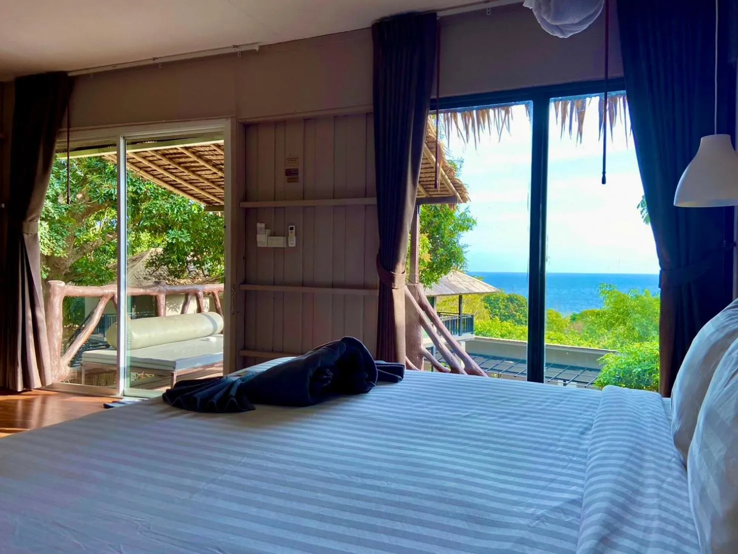 Bedroom, Bed in HIP Seaview Resort @ Phi Phi
