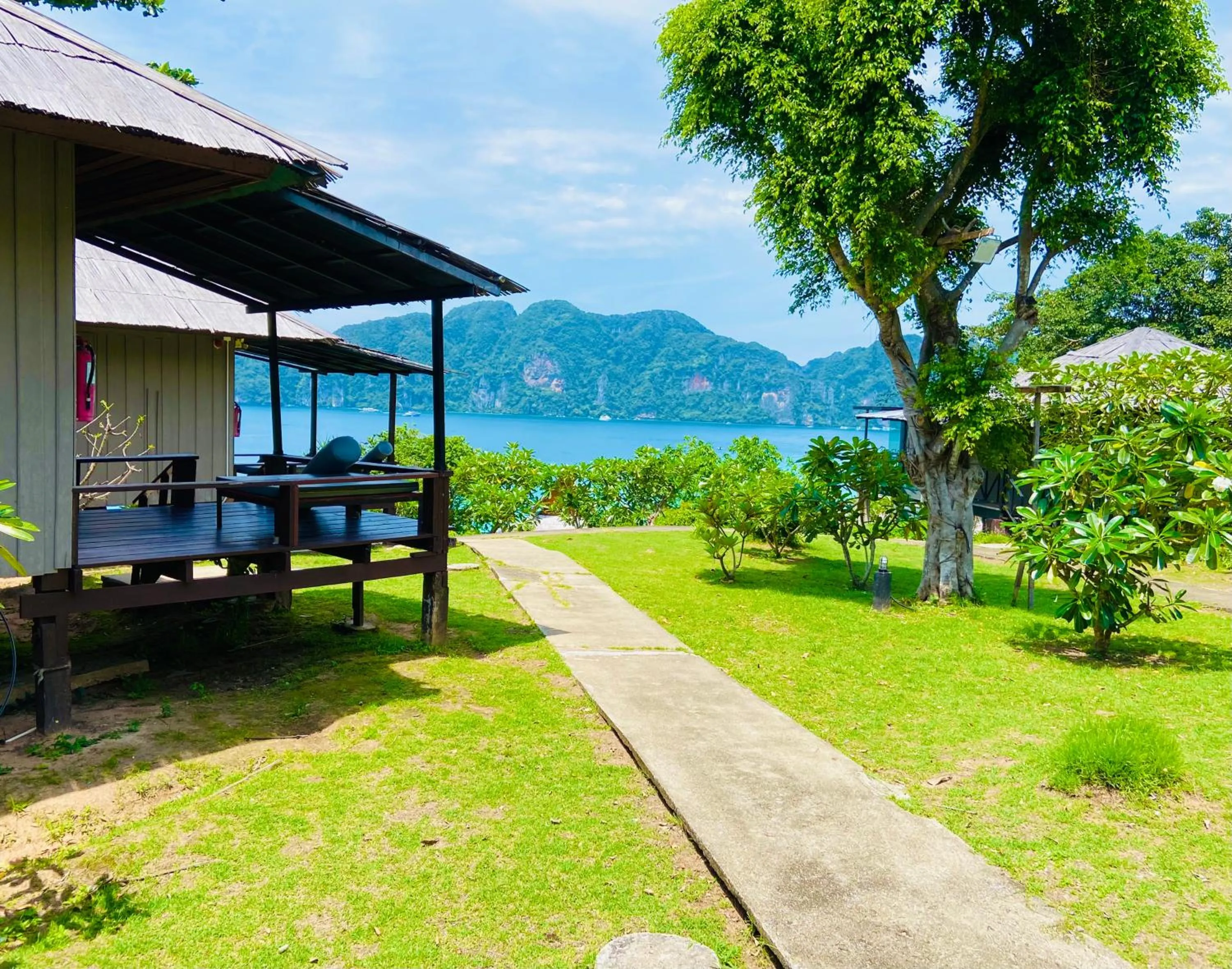 Sea view in HIP Seaview Resort @ Phi Phi