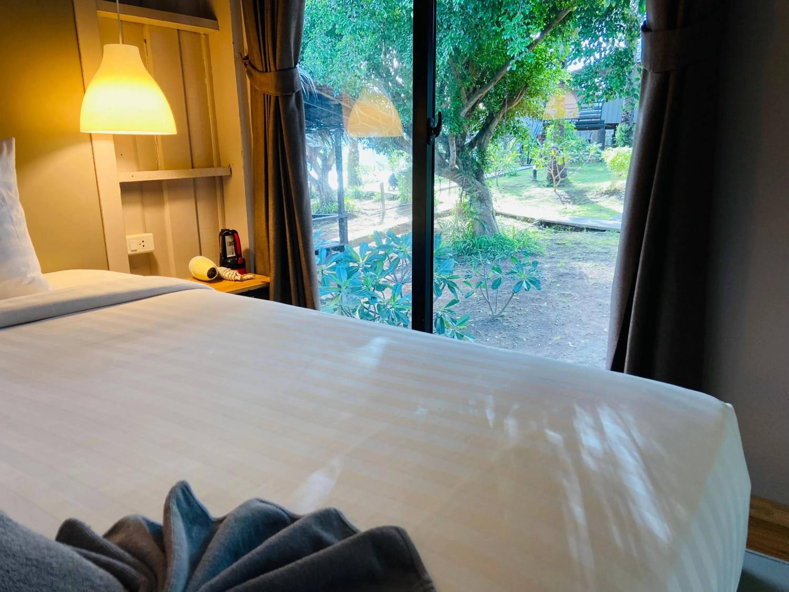 Bedroom, Bed in HIP Seaview Resort @ Phi Phi