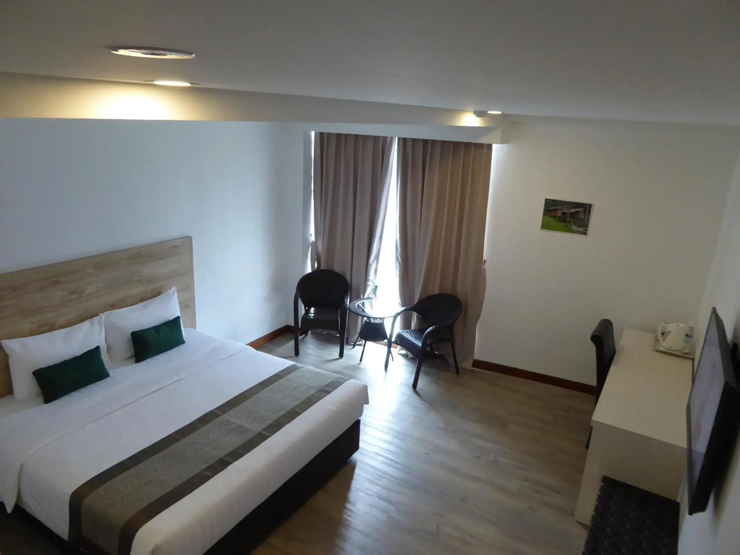 Deluxe King Room in Molek Garden Hotel Deluxe King Room in Molek Garden Hotel