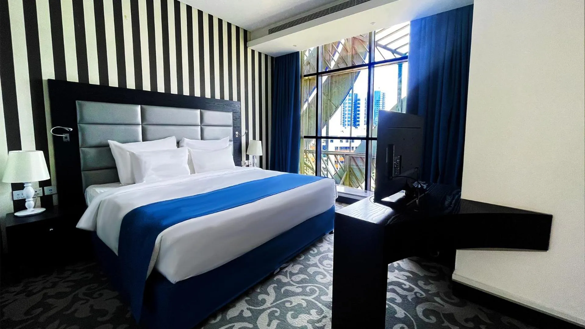 Bed in Signature 1 Hotel Tecom