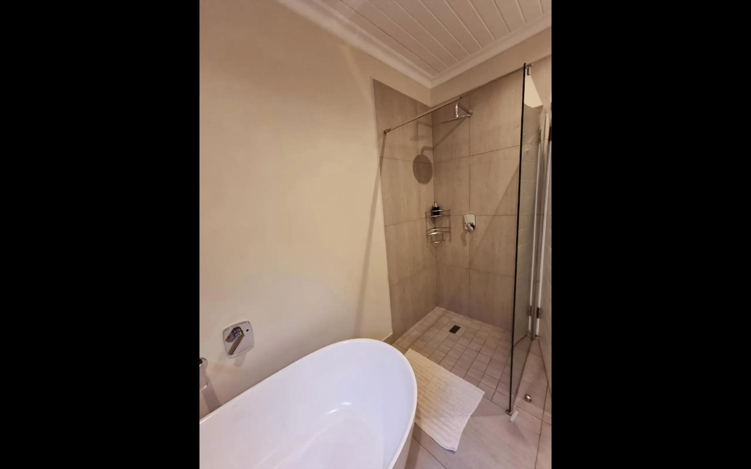 Shower in Alkantmooi Private Nature Reserve - Keurkloof & Keurbos 93