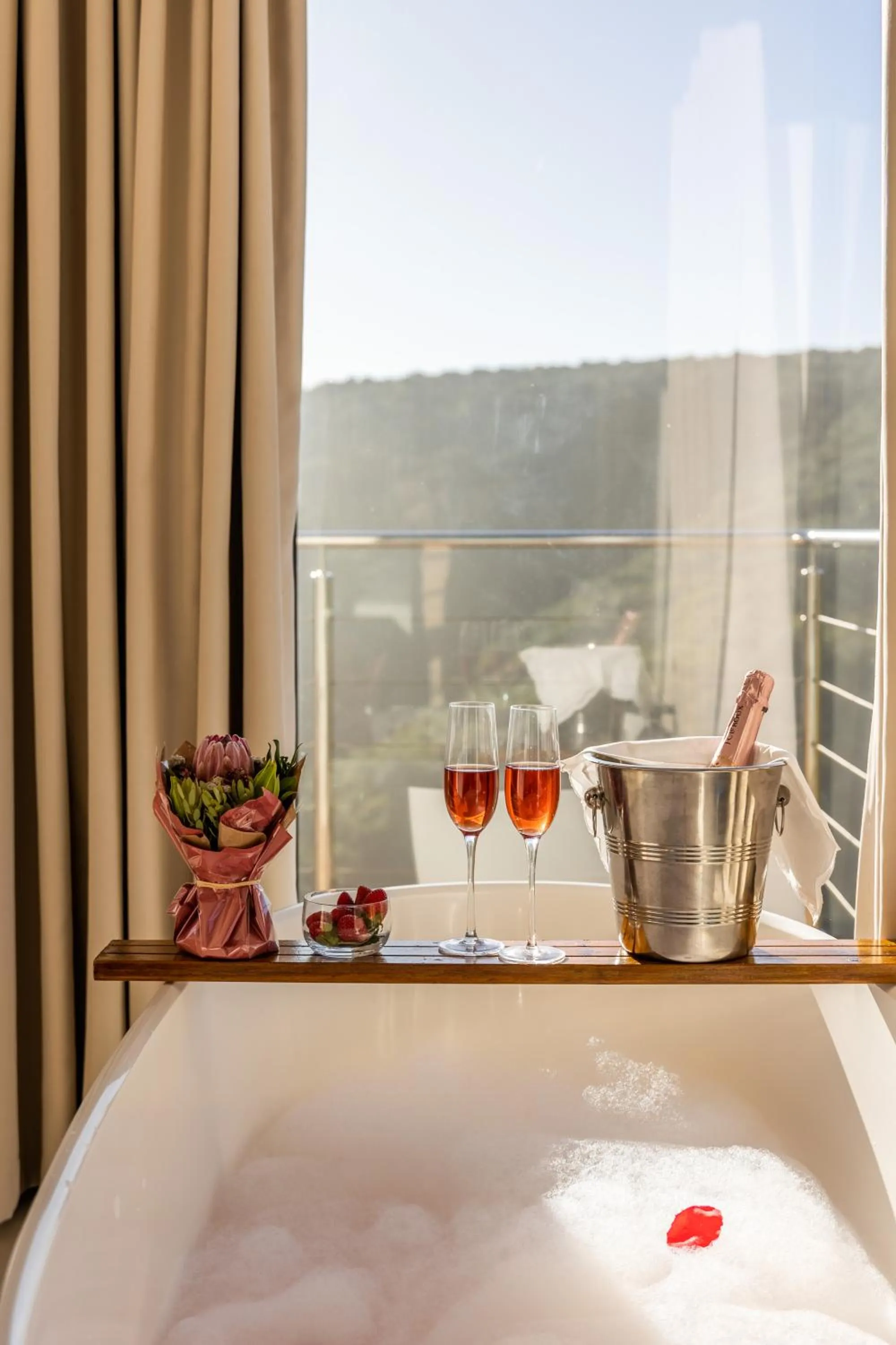 Natural landscape, Bed in Alkantmooi Private Nature Reserve - Keurkloof & Keurbos 93