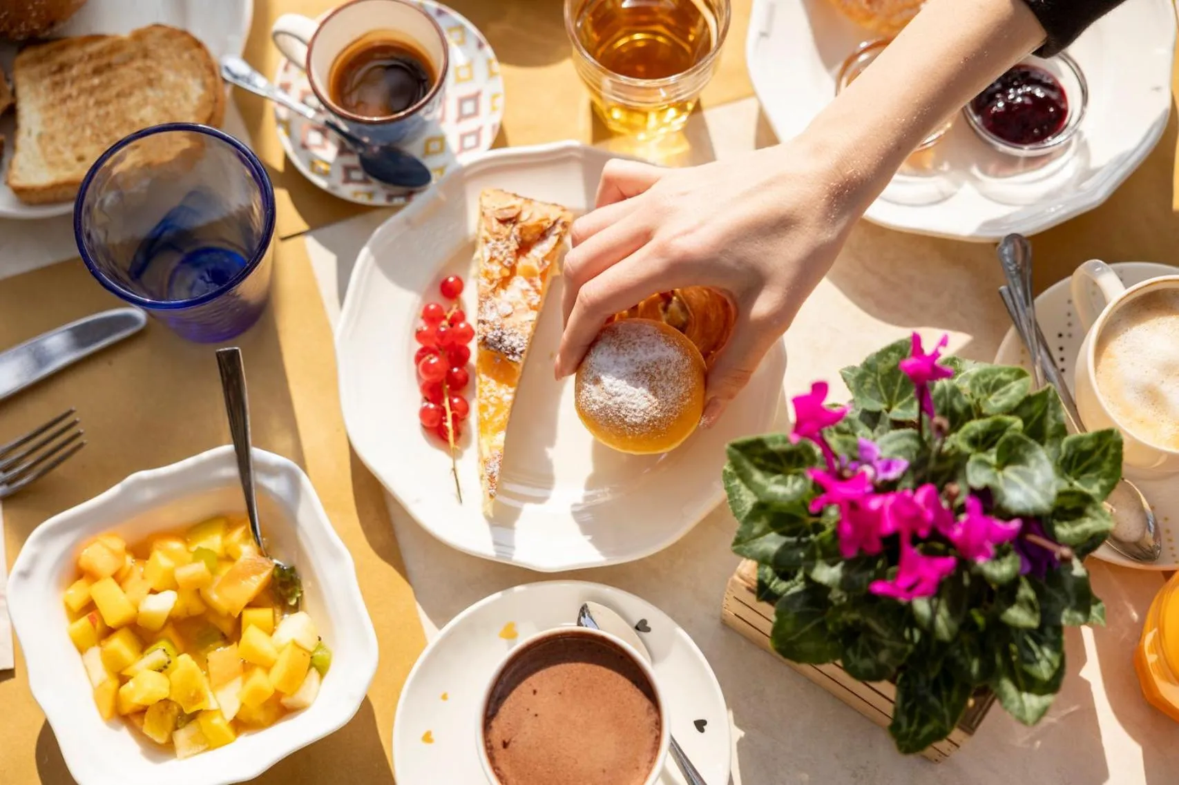 Food and drinks in Miravalle