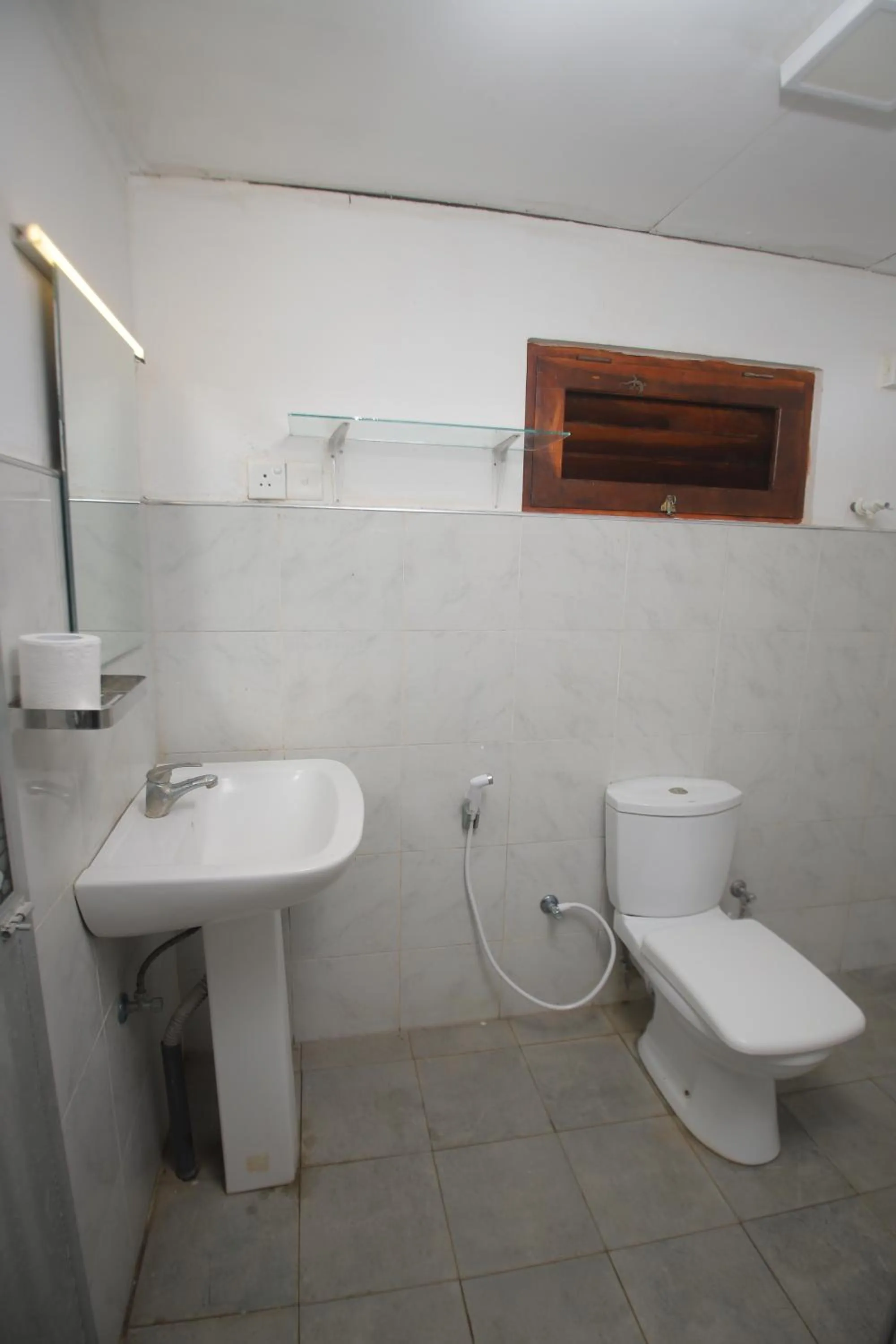 Shower in Birdsong Leisure Resort