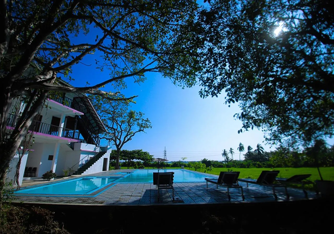 Property building in Birdsong Leisure Resort