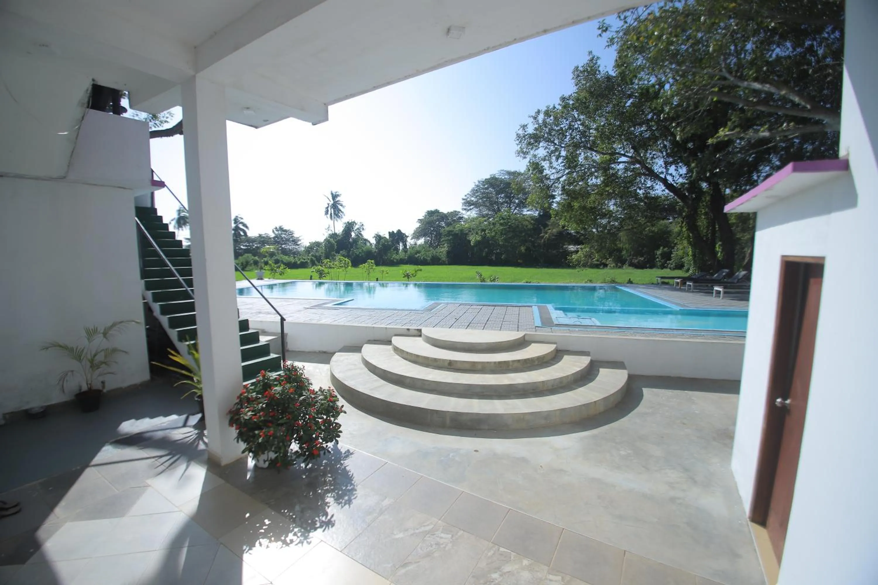 Day in Birdsong Leisure Resort