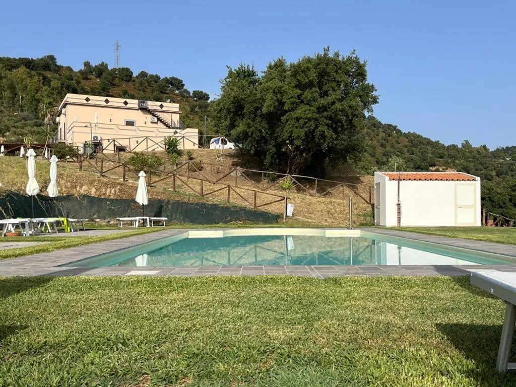 Swimming pool in Mama Lina