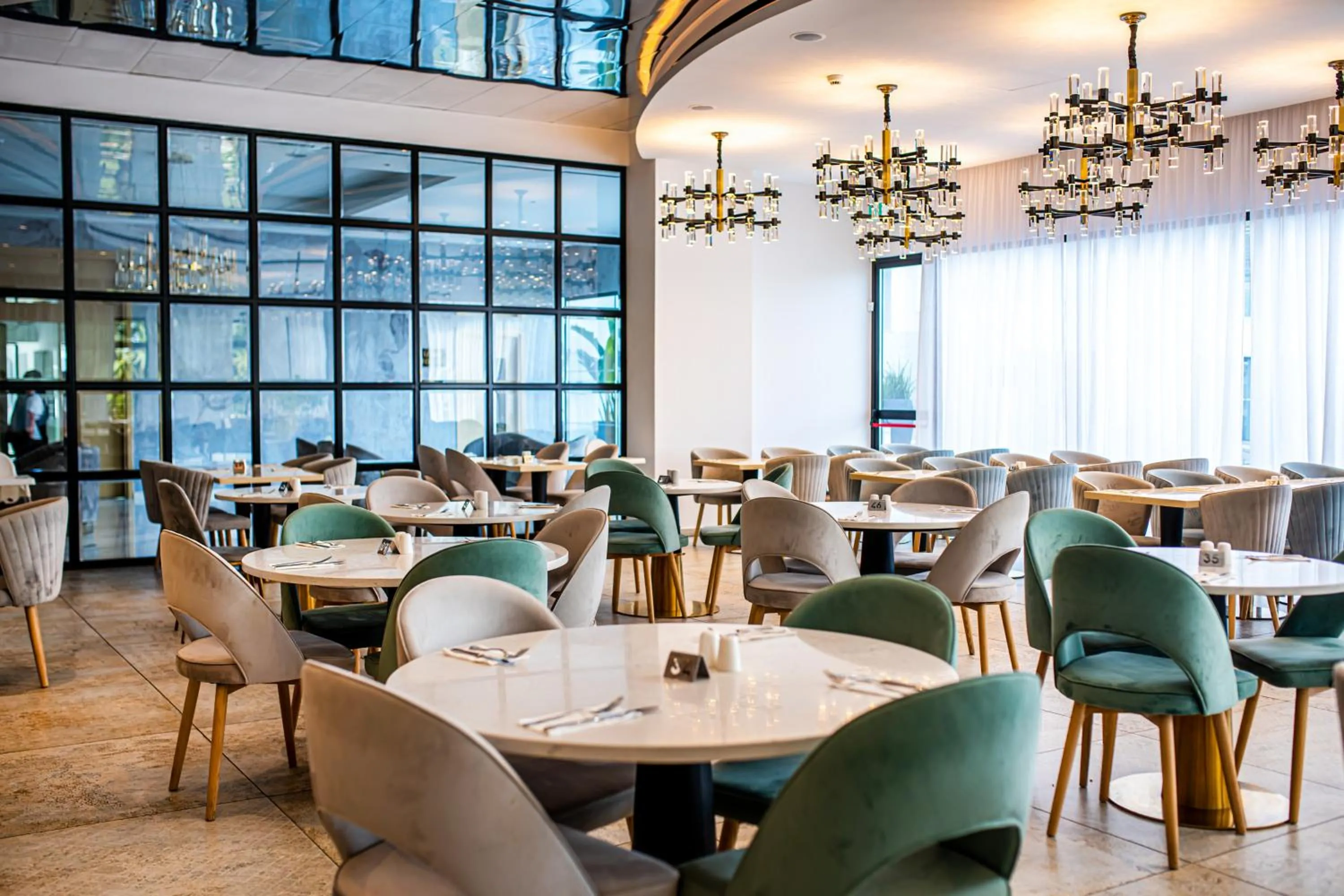 Restaurant/places to eat in At Herbal Boutique Hotel & Spa