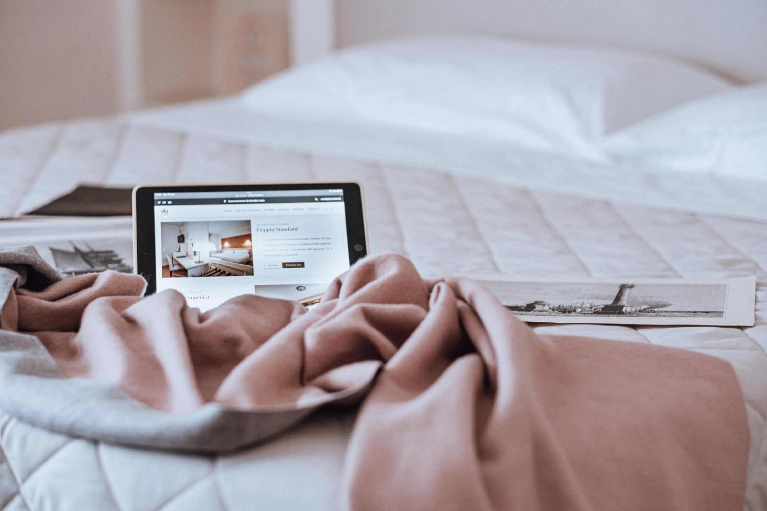 Bed in Hotel Orientale