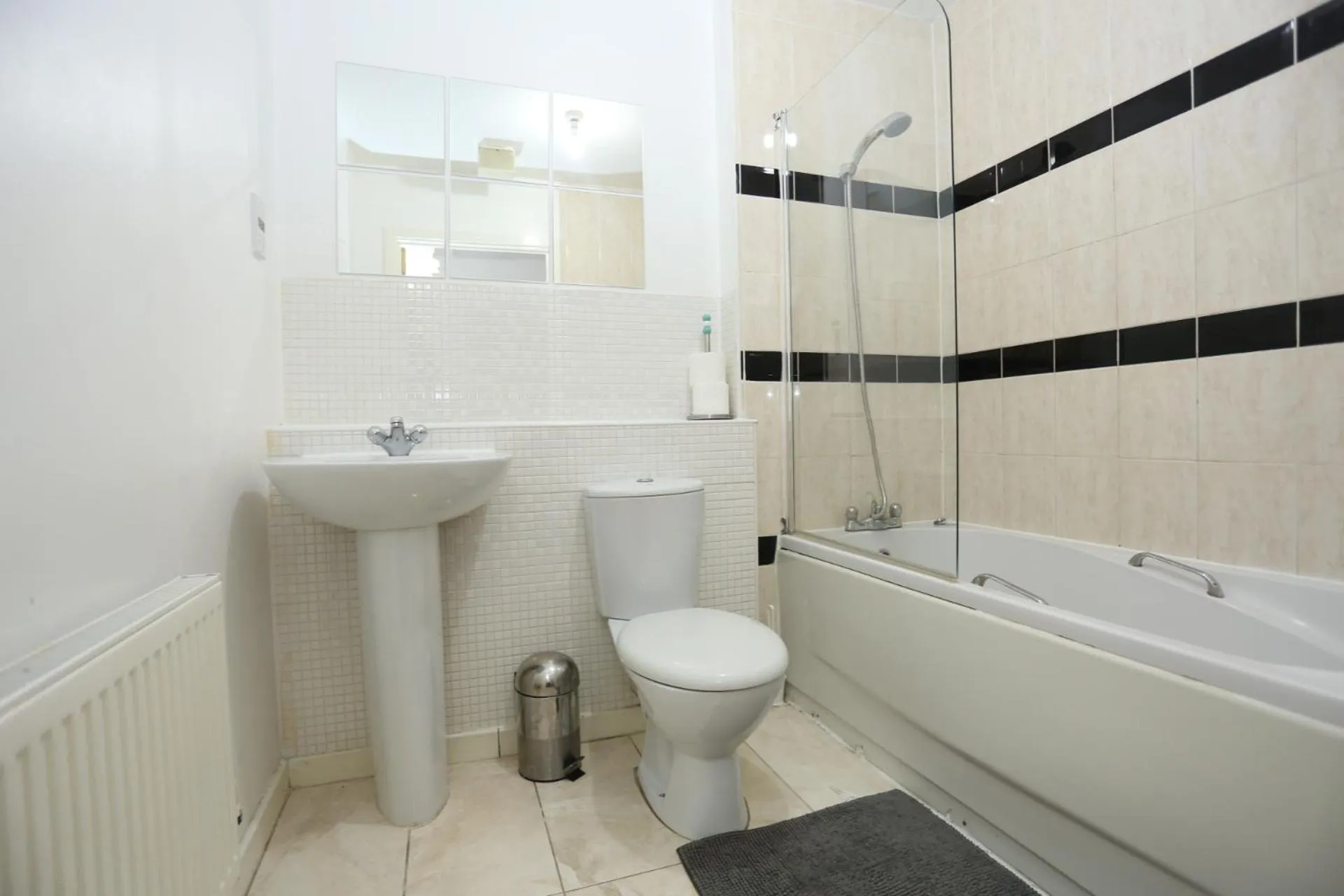 Bridge House Apartment