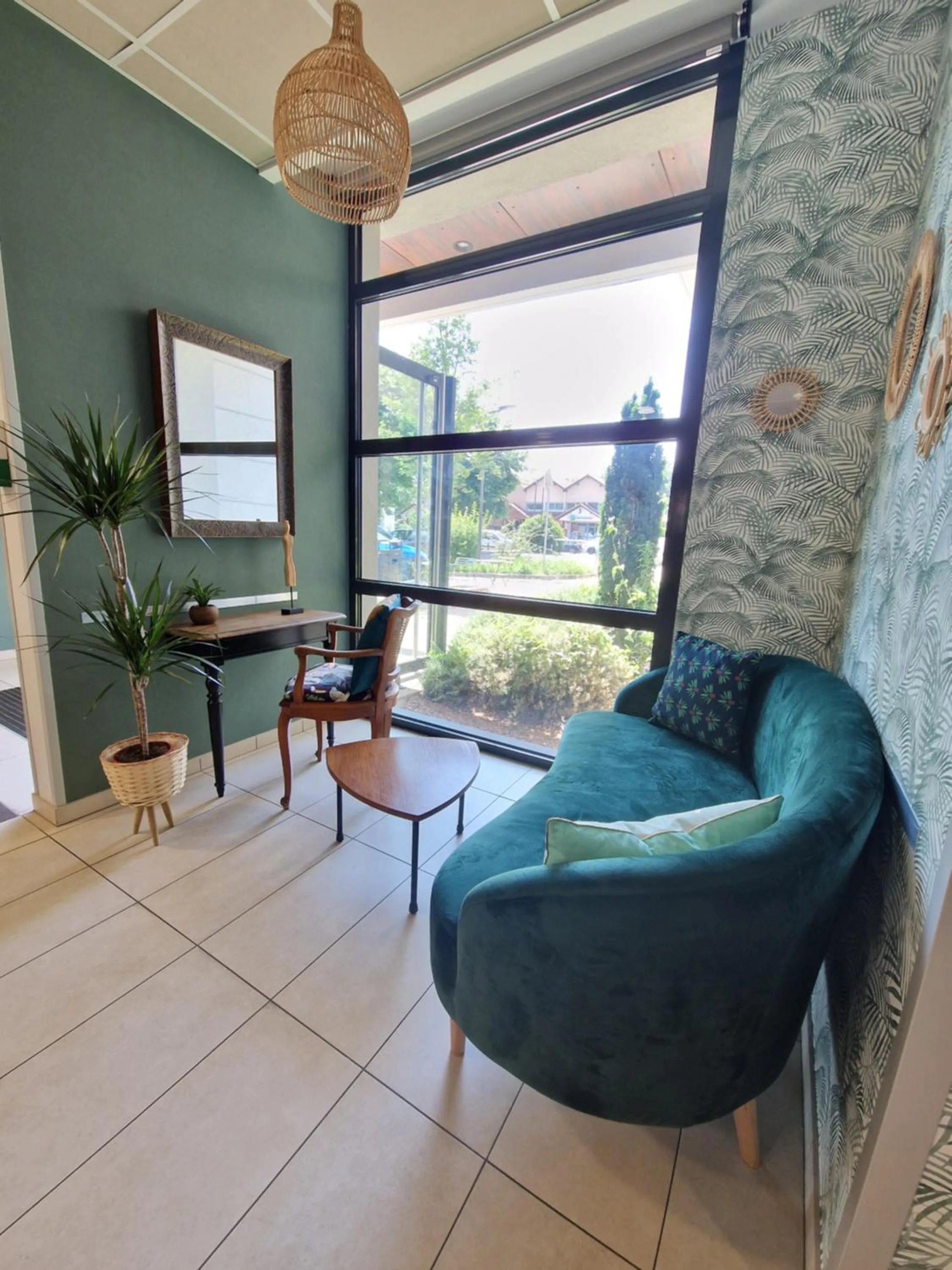 Lobby or reception in Westlodge Dardilly Lyon Nord