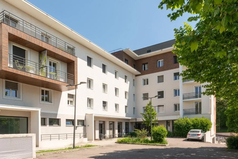 Property building in Westlodge Dardilly Lyon Nord