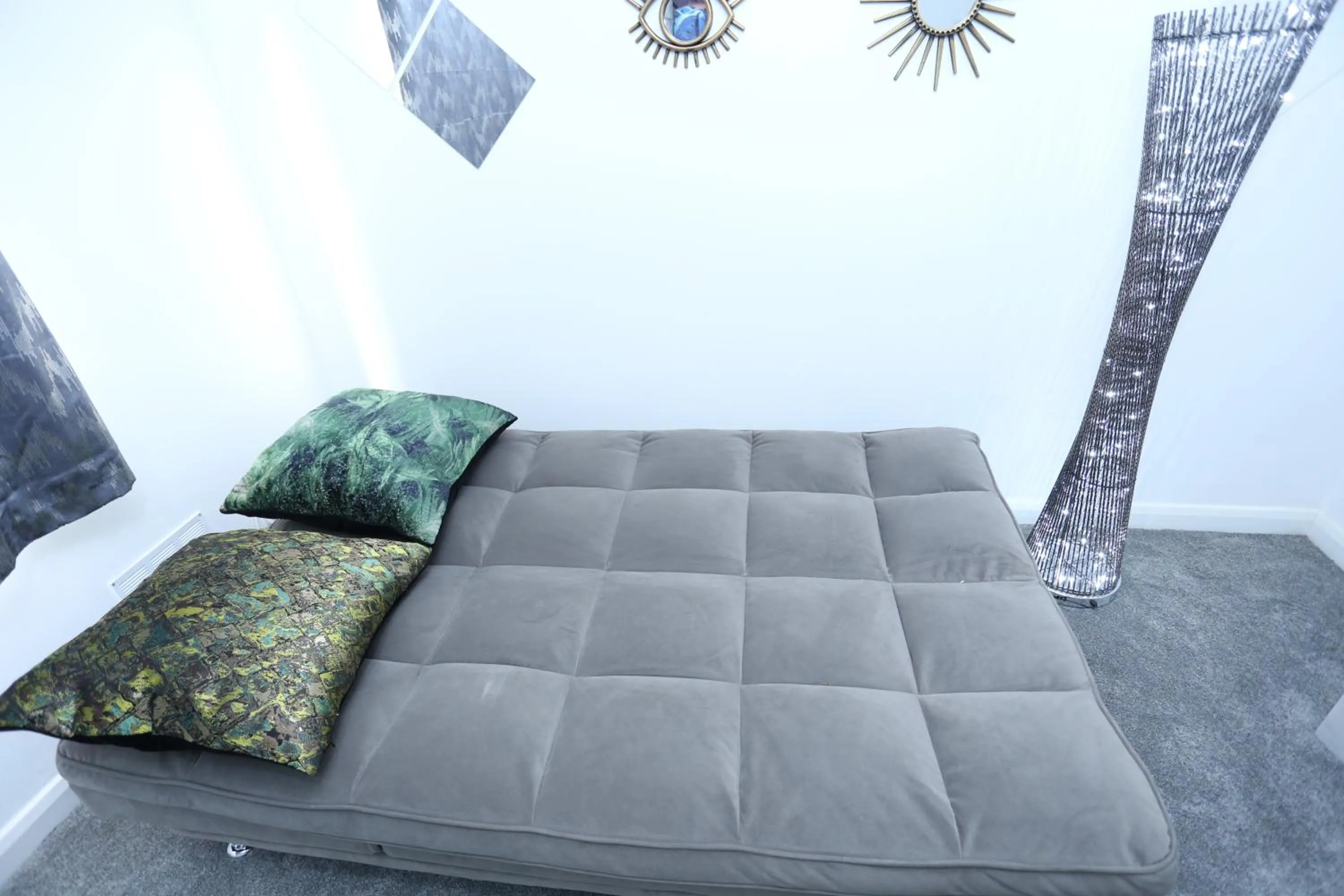 Bed in Abbeywood Station House London