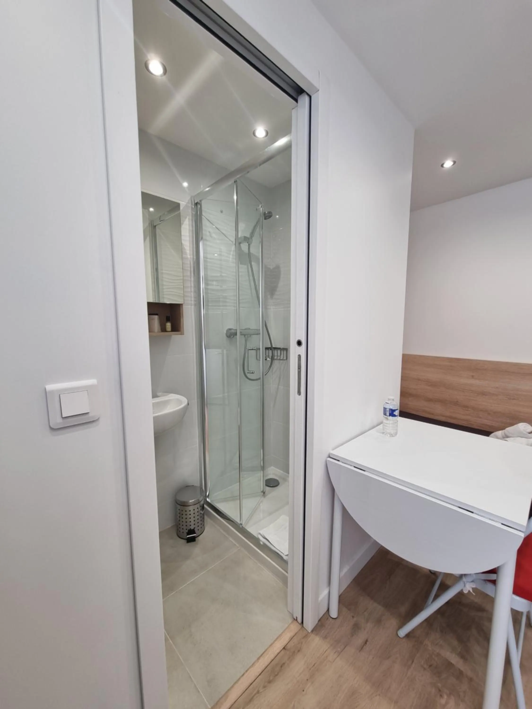 Bathroom in Hotel De L'Horloge