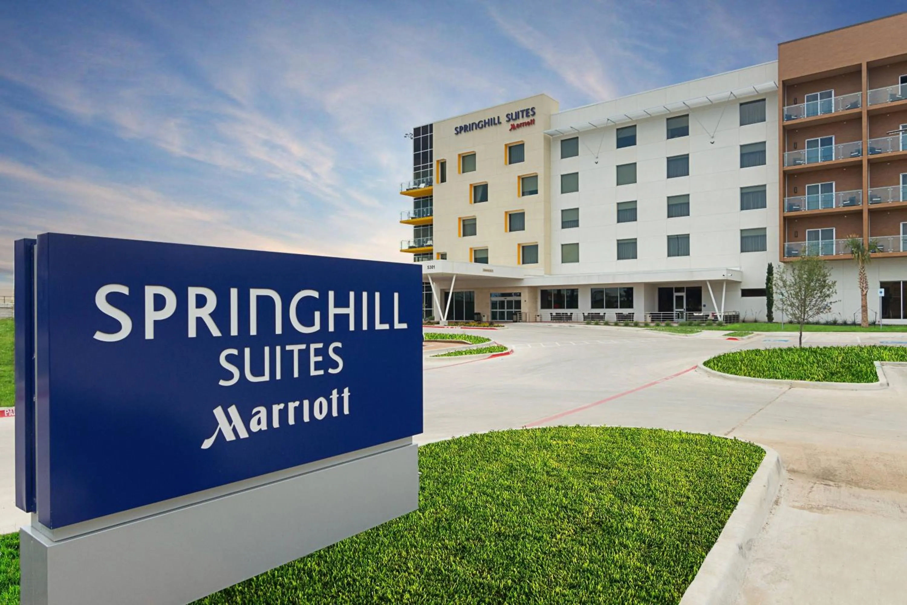 Property building in SpringHill Suites by Marriott Fort Worth Fossil Creek