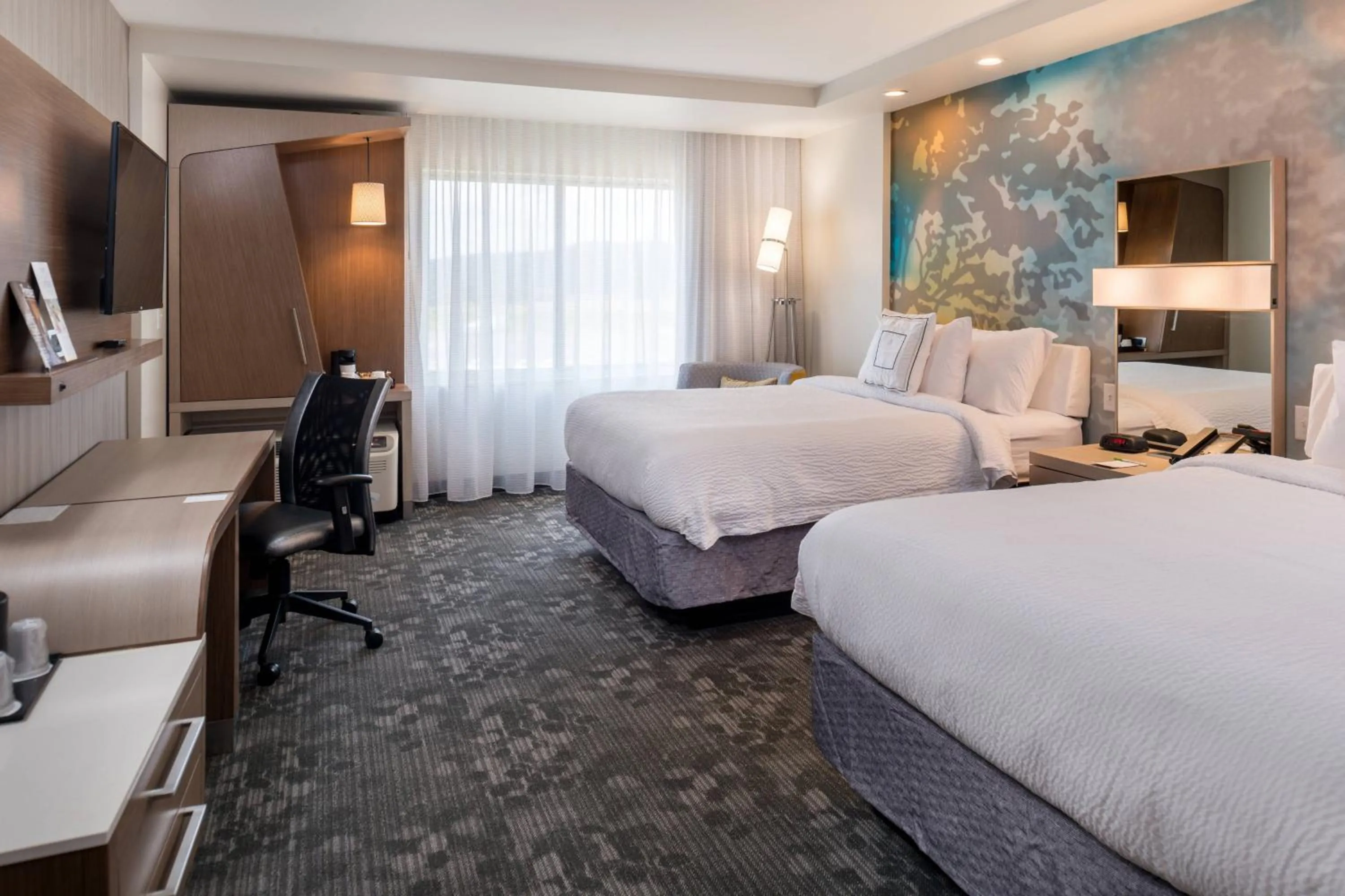 Photo of the whole room, Bed in Courtyard by Marriott Elmira Horseheads