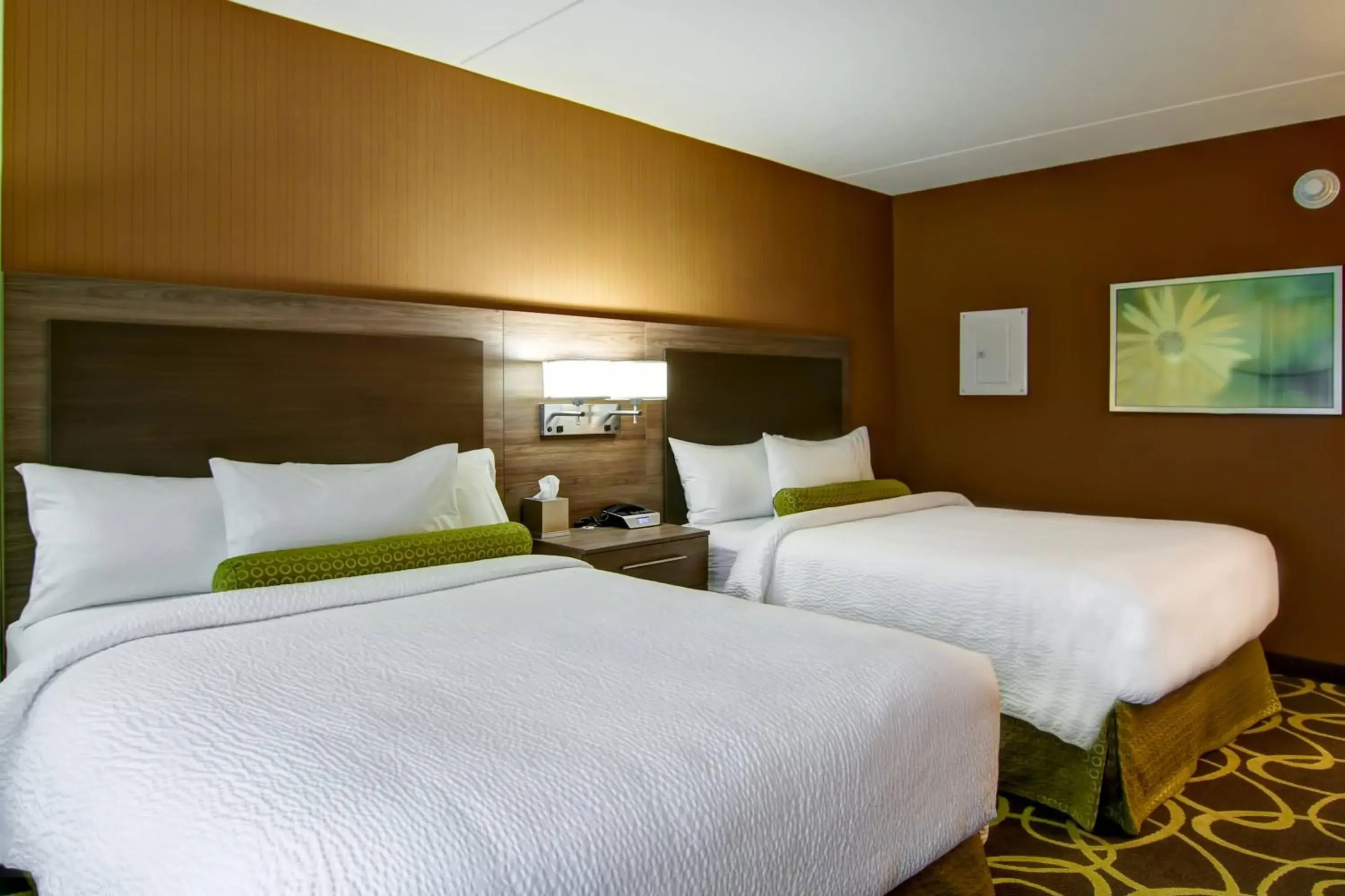 Queen Studio with Two Queen Beds and City View in TownePlace Suites by Marriott Kincardine Queen Studio with Two Queen Beds and City View in TownePlace Suites by Marriott Kincardine