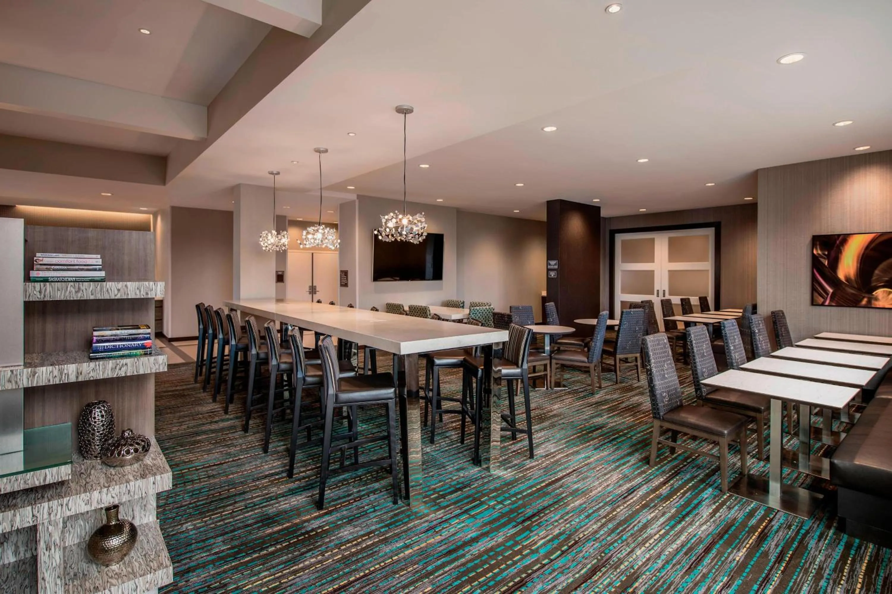 Restaurant/places to eat in Residence Inn by Marriott Regina