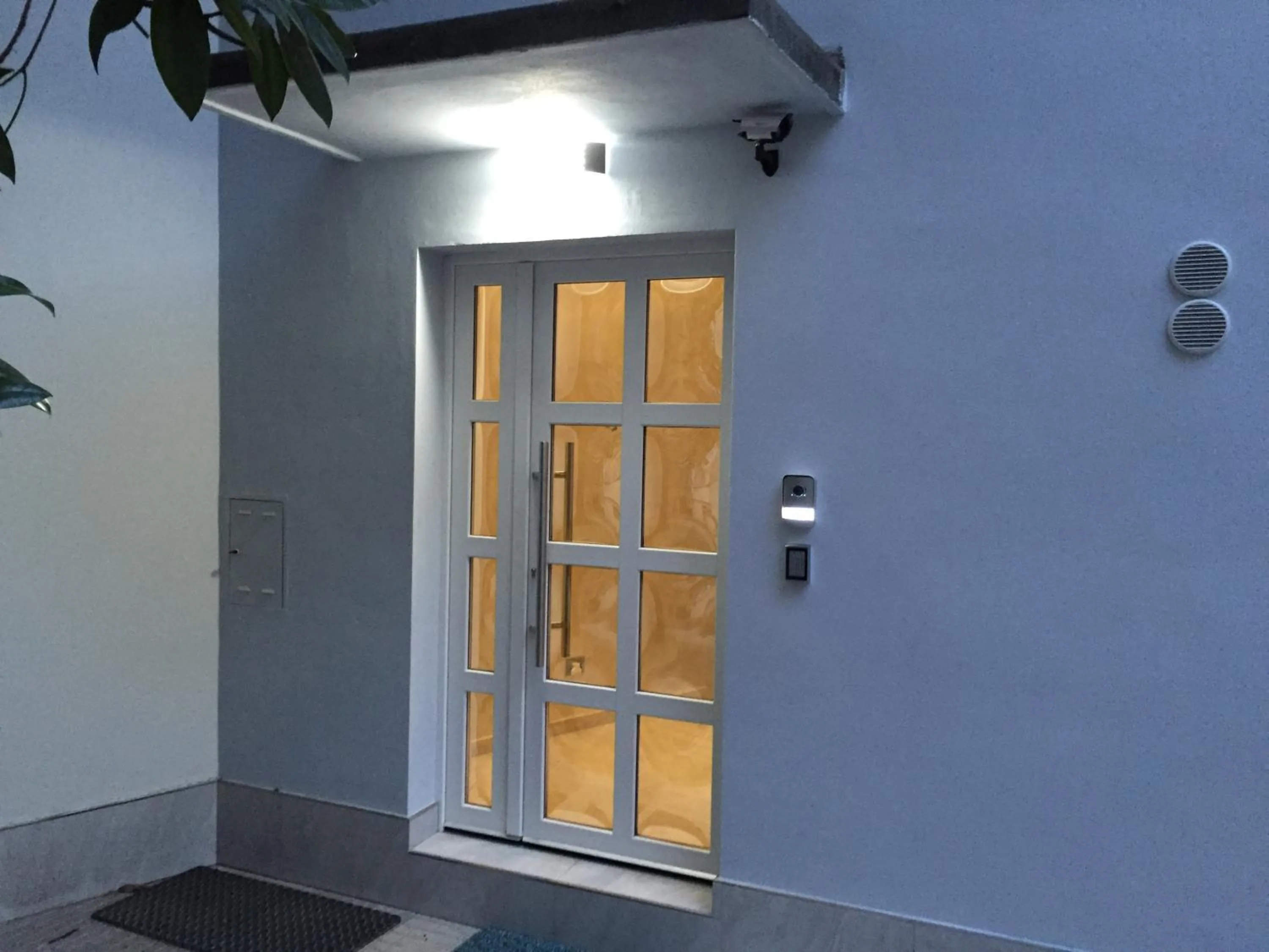 Facade/entrance in Picaflor Art & Rooms