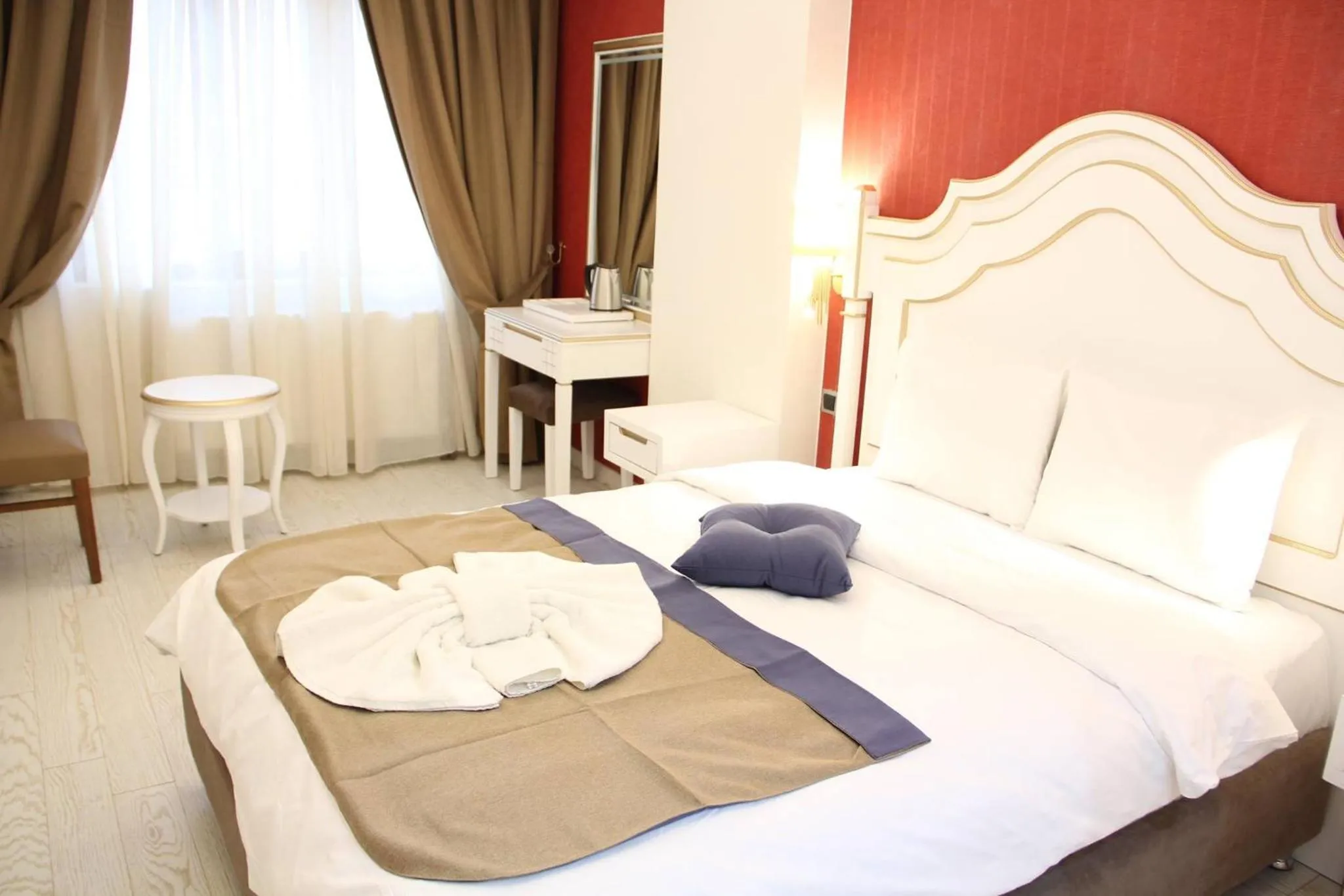 Photo of the whole room, Bed in Atlıhanpark Hotel
