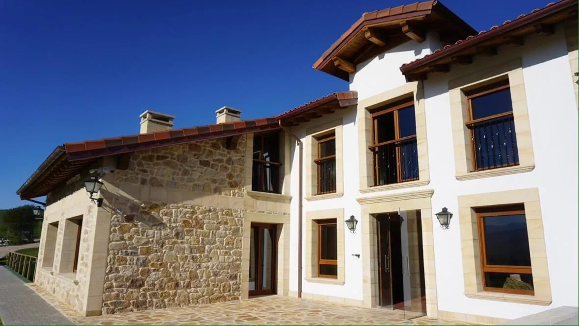 Facade/entrance in Apartamentos Villa Sofía