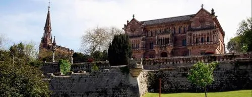 Nearby landmark in Apartamentos Villa Sofía