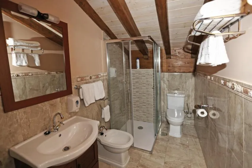 Bathroom in Apartamentos Villa Sofía