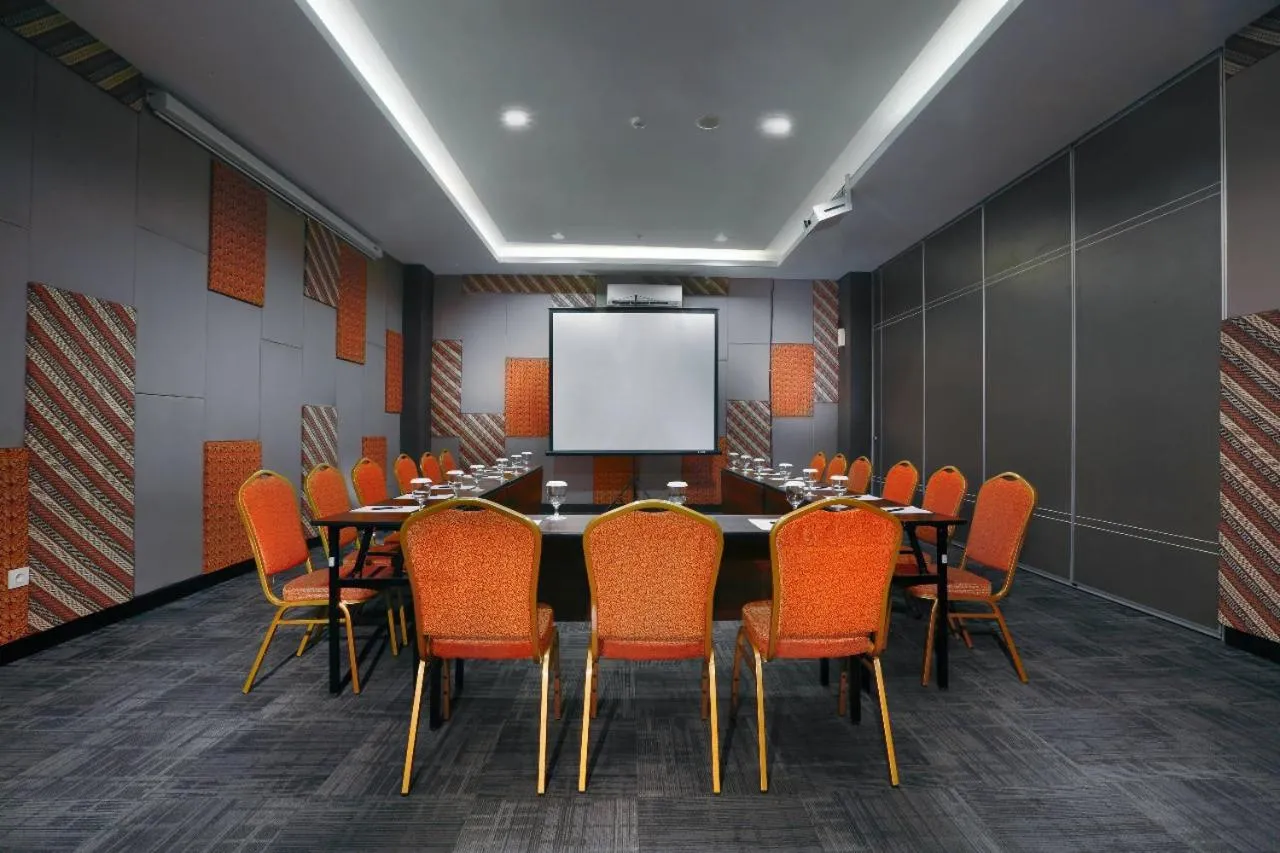 Meeting/conference room in favehotel Malioboro - Yogyakarta