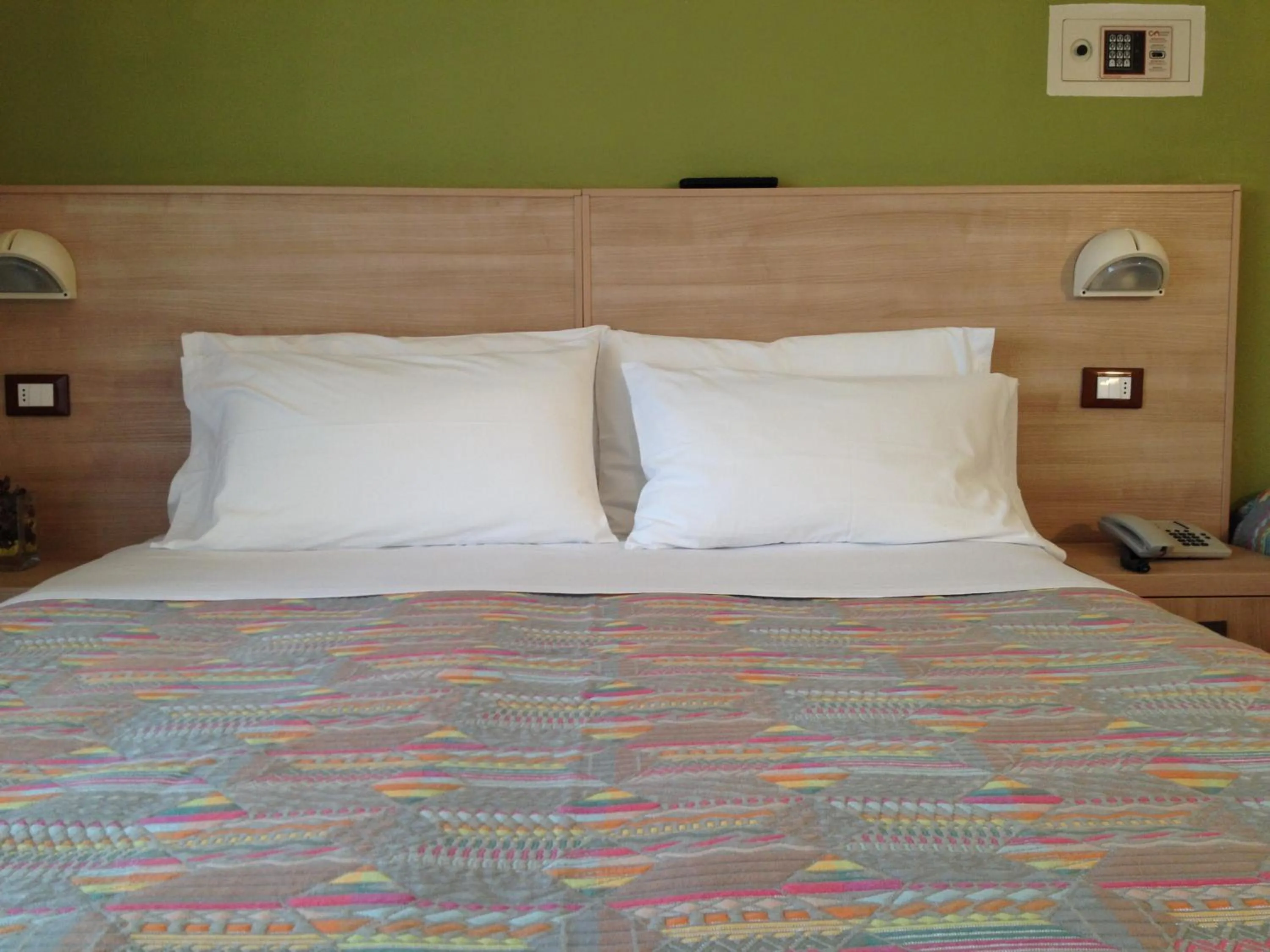 Photo of the whole room, Bed in Hotel Gattuccio