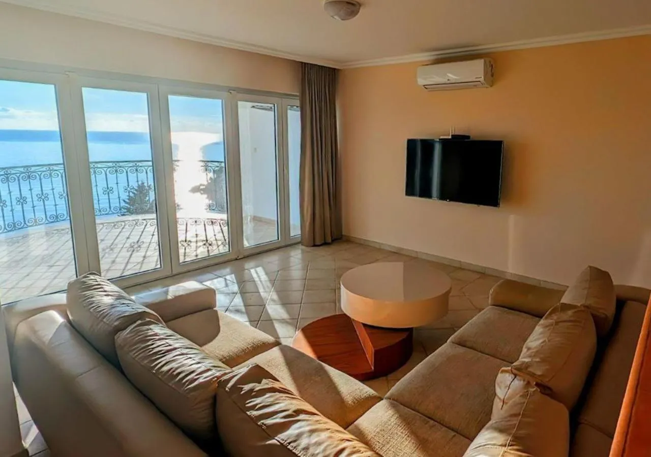 TV and multimedia in Villa Edelweiss