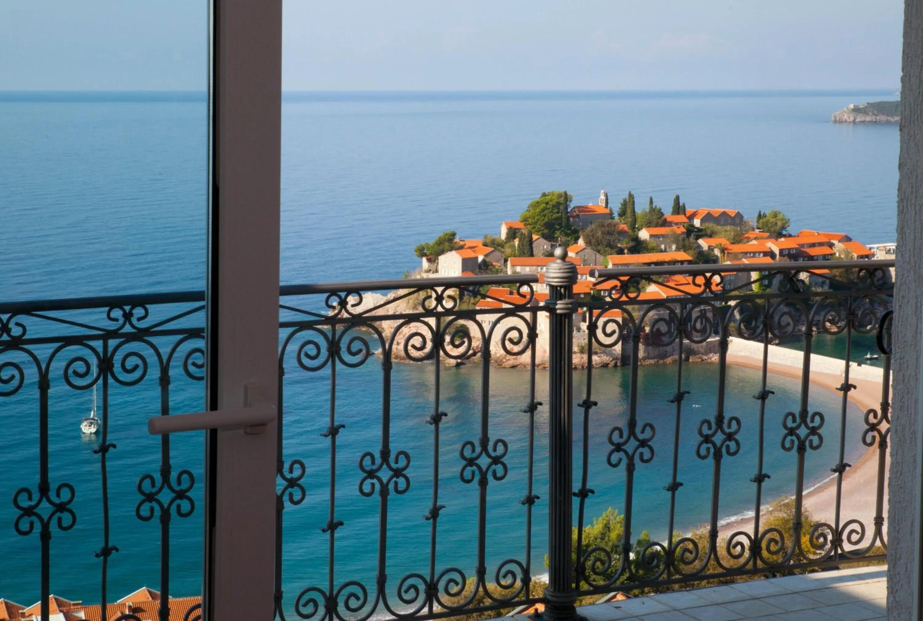 Sea view in Villa Edelweiss