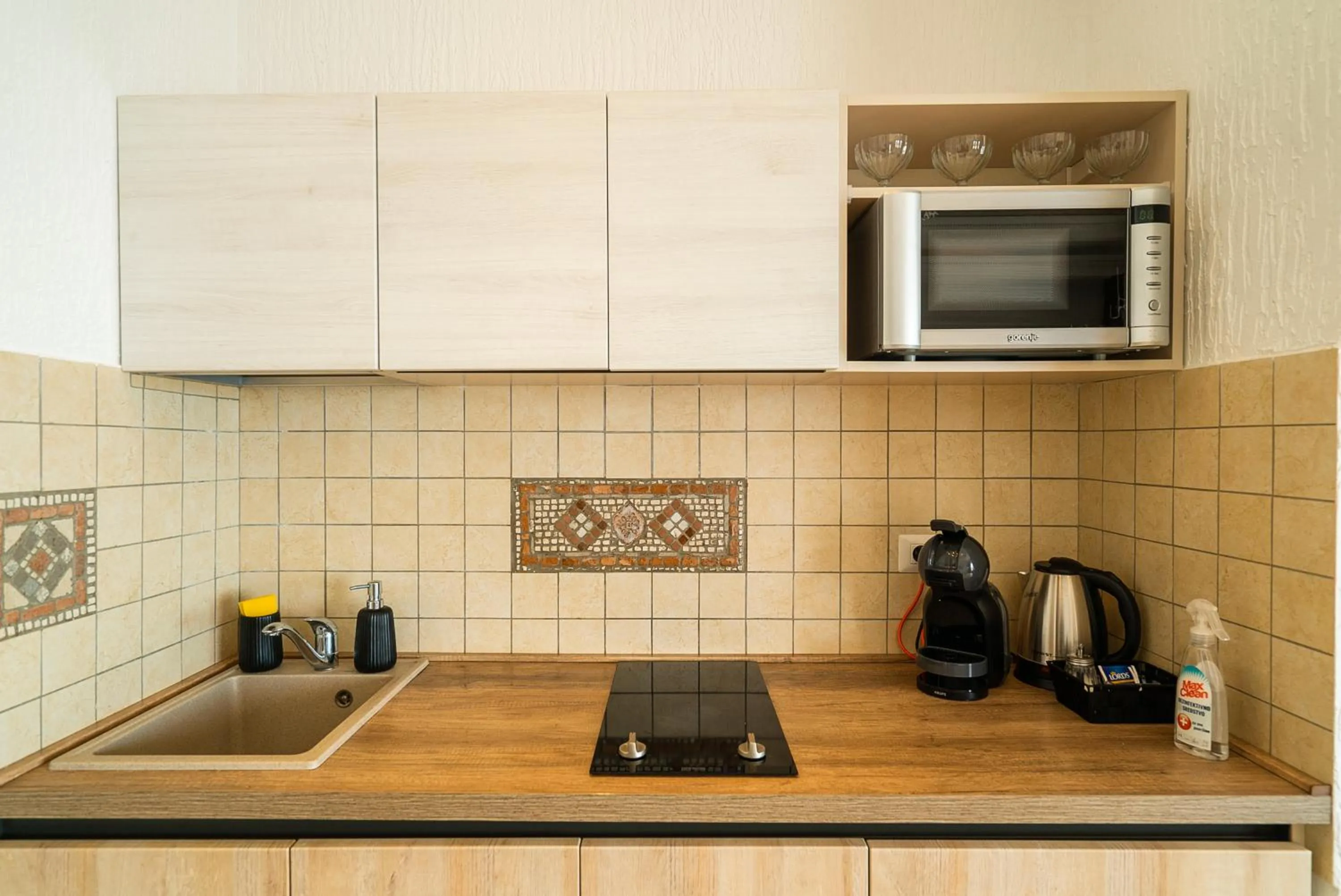 Coffee/tea facilities in Villa Edelweiss