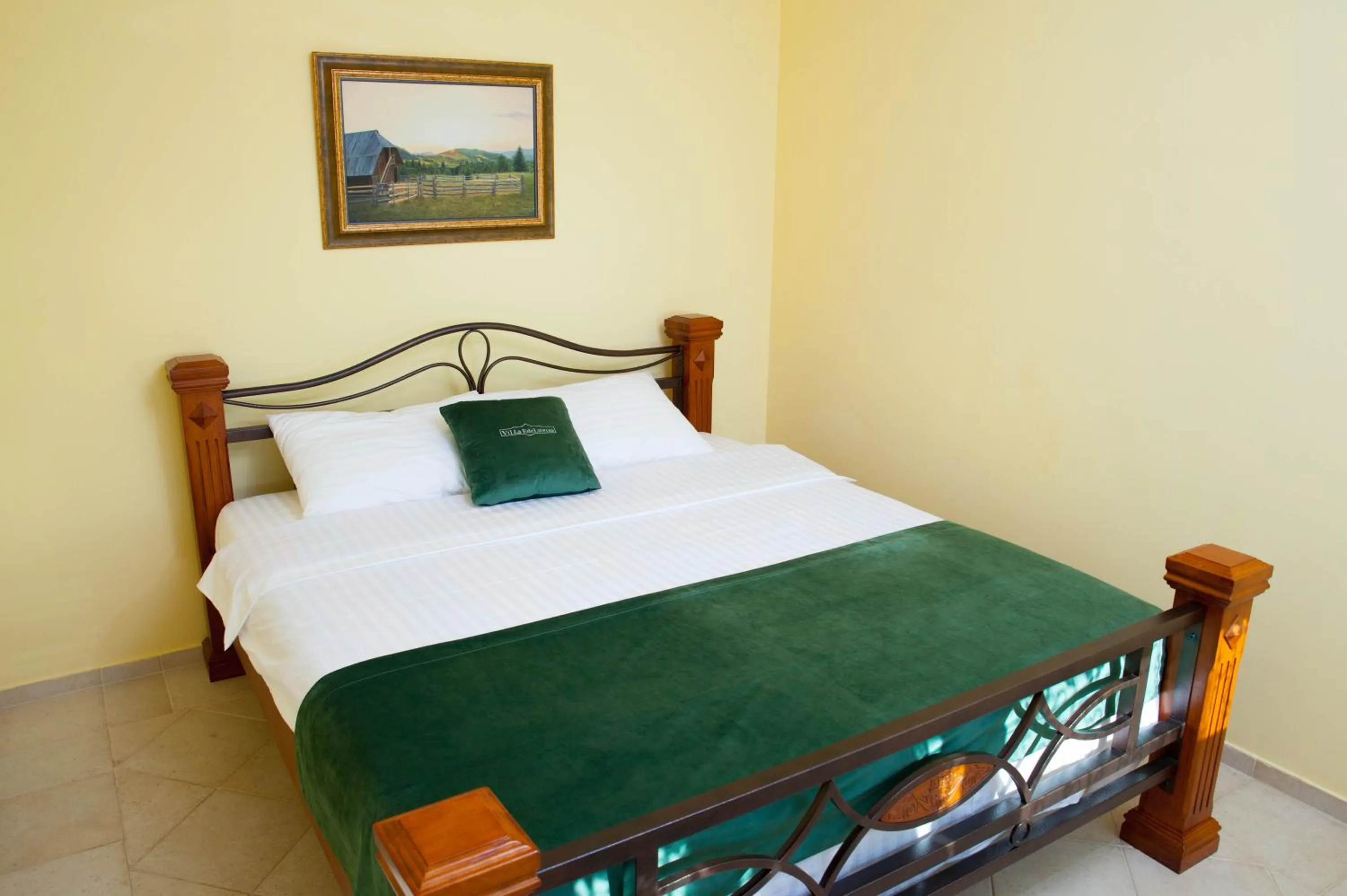 Bed in Villa Edelweiss